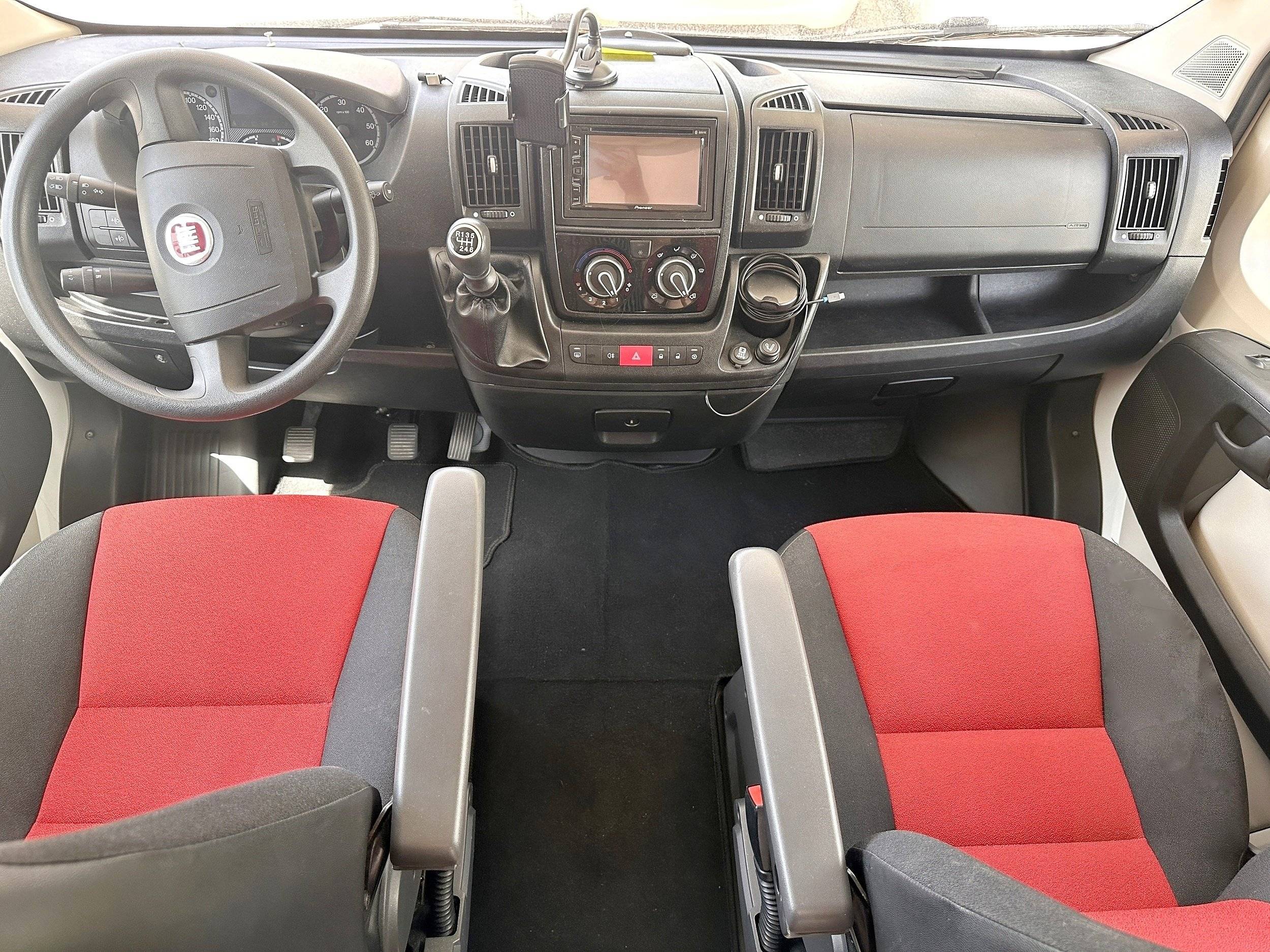 Elnagh Elnagh  Baron