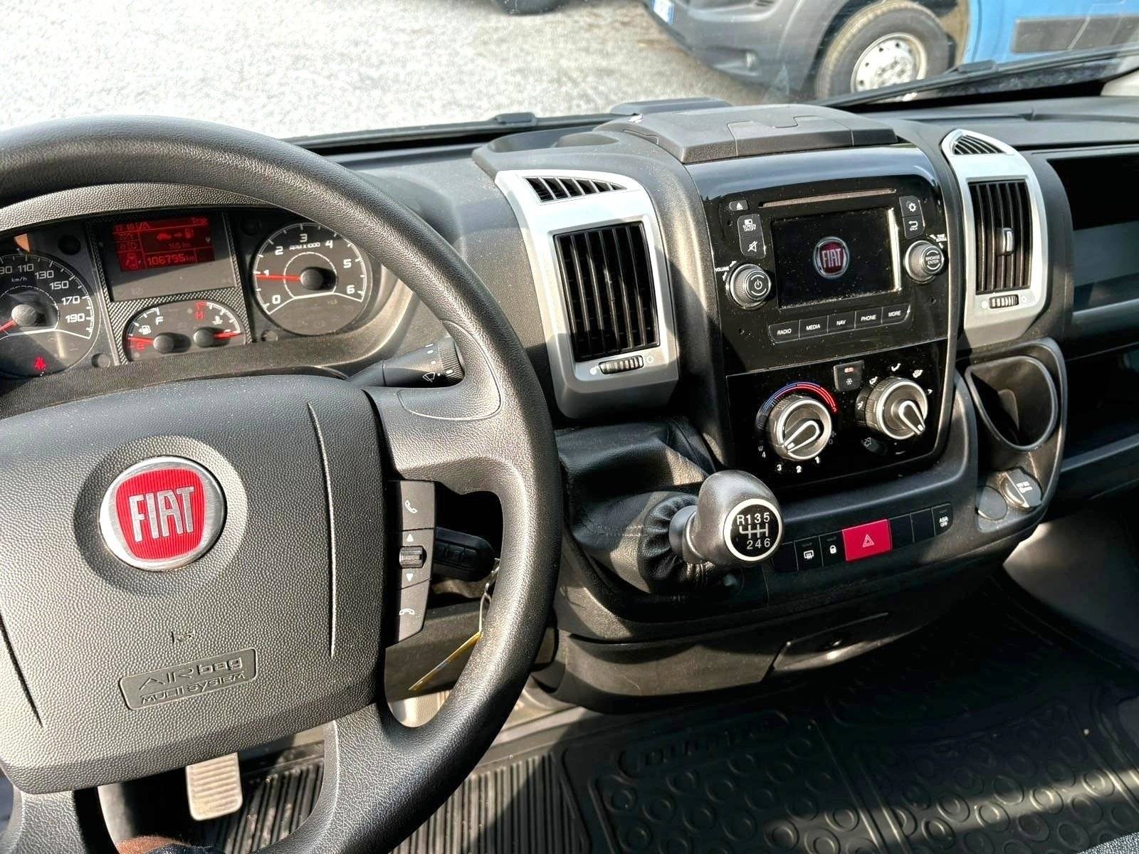 Driver's compartment Fiat Ducato 2,3 l Multijet 130 ch. - Yescapa
