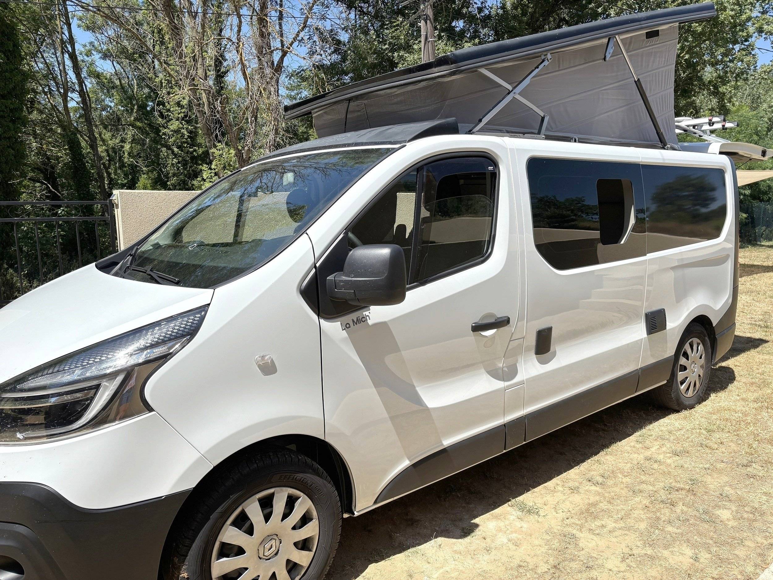 Schlafplätze Renault - Yescapa