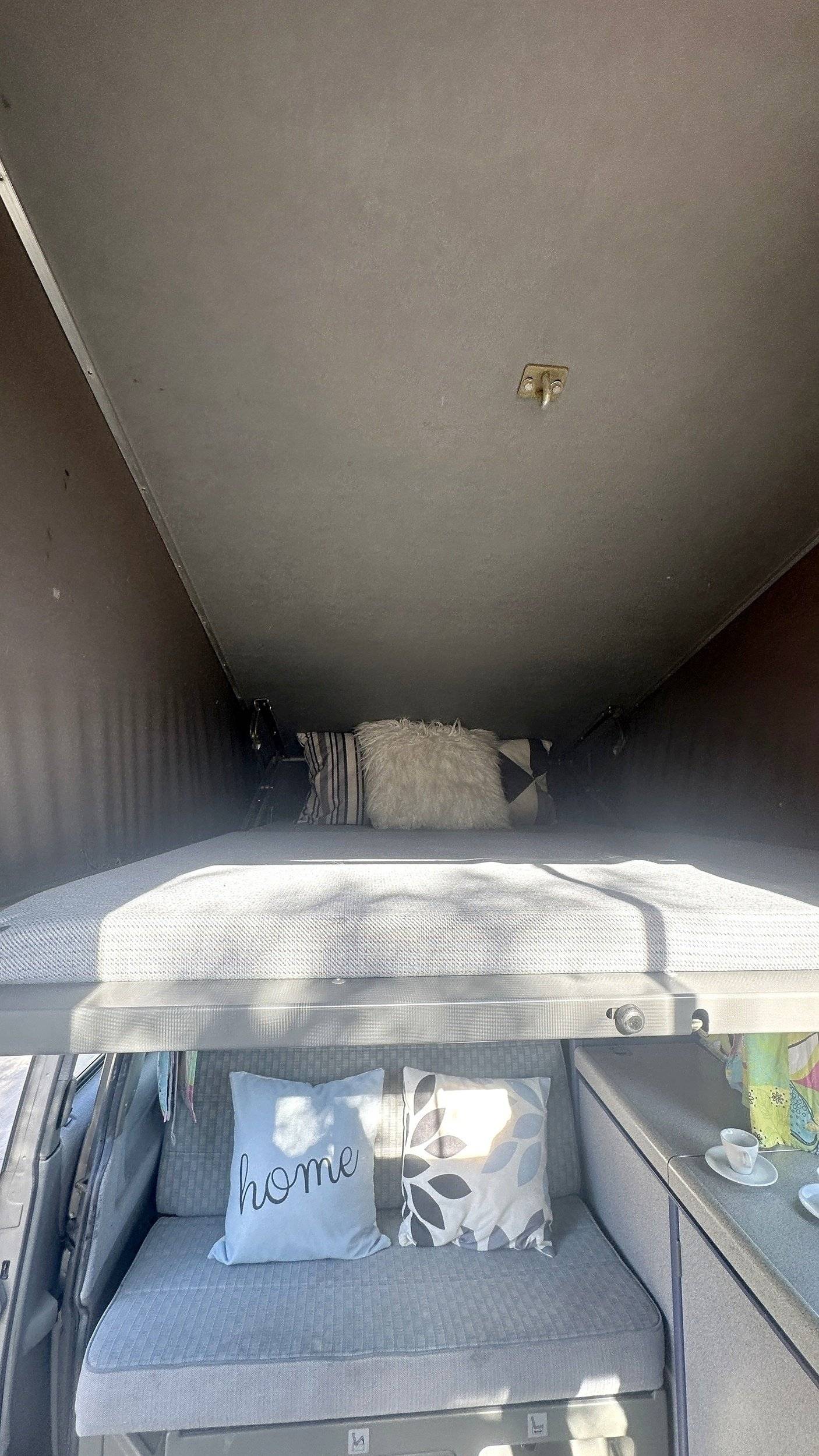 Plazas en cama Volkswagen 2,4D - Yescapa