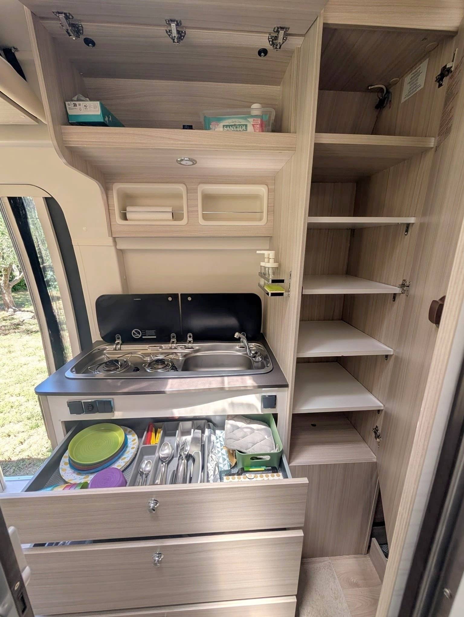 Dreamer Camper Five
