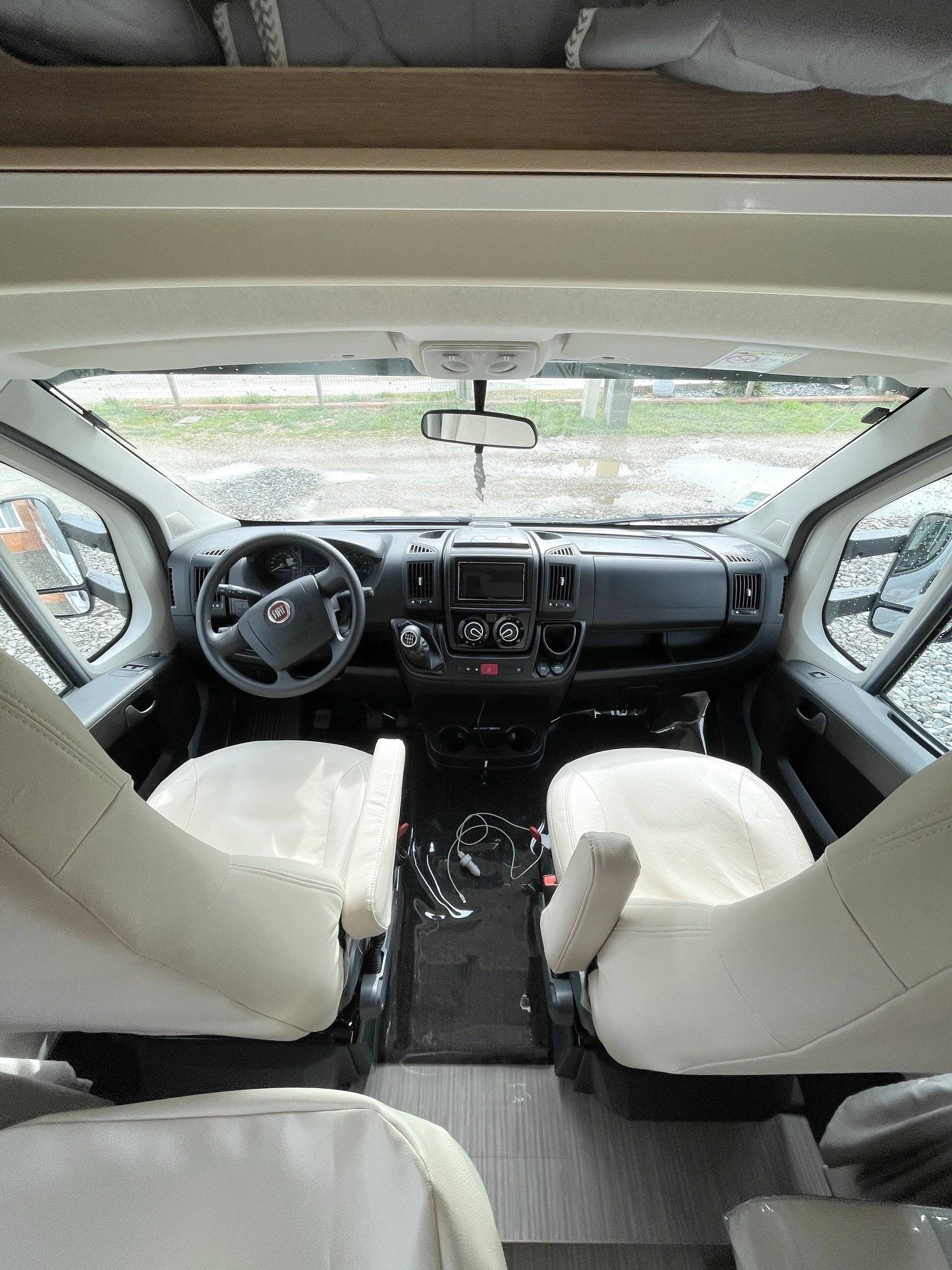 Challenger 08 Prestige