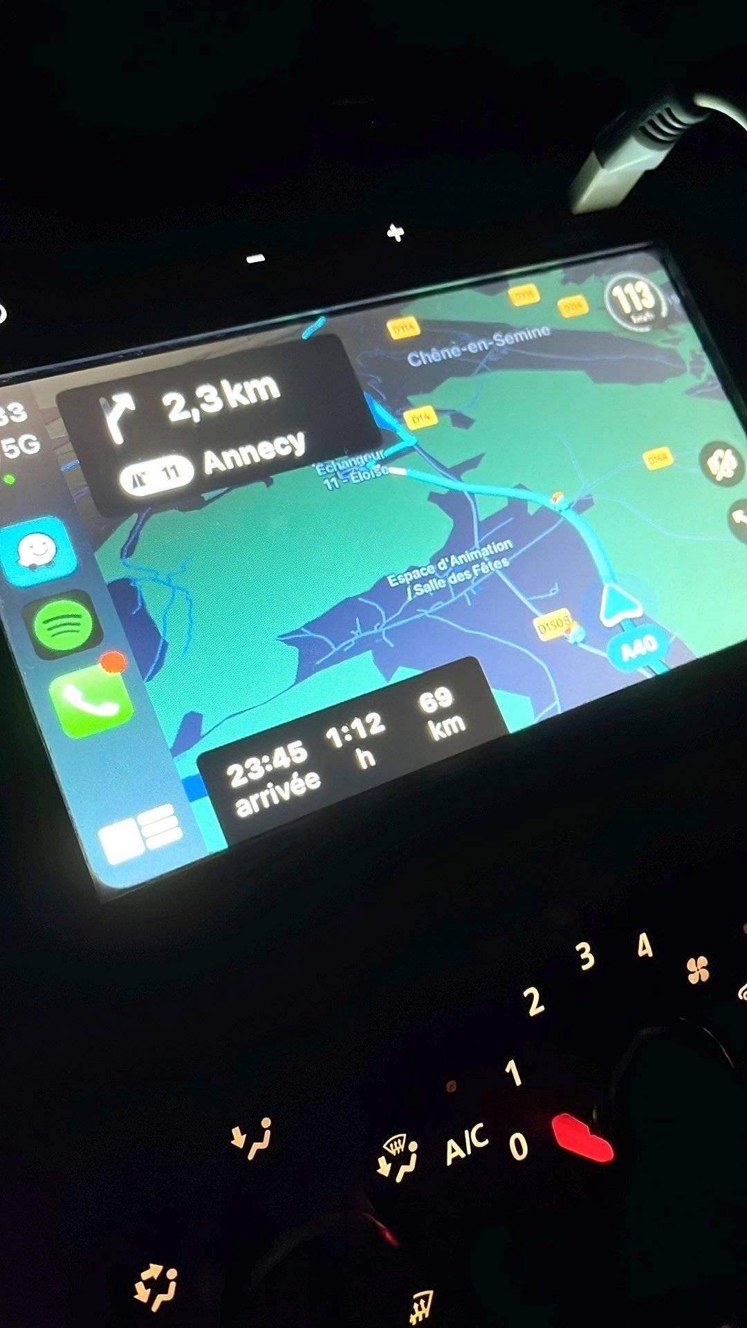 Poste de conduite Renault Renault Trafic - Yescapa