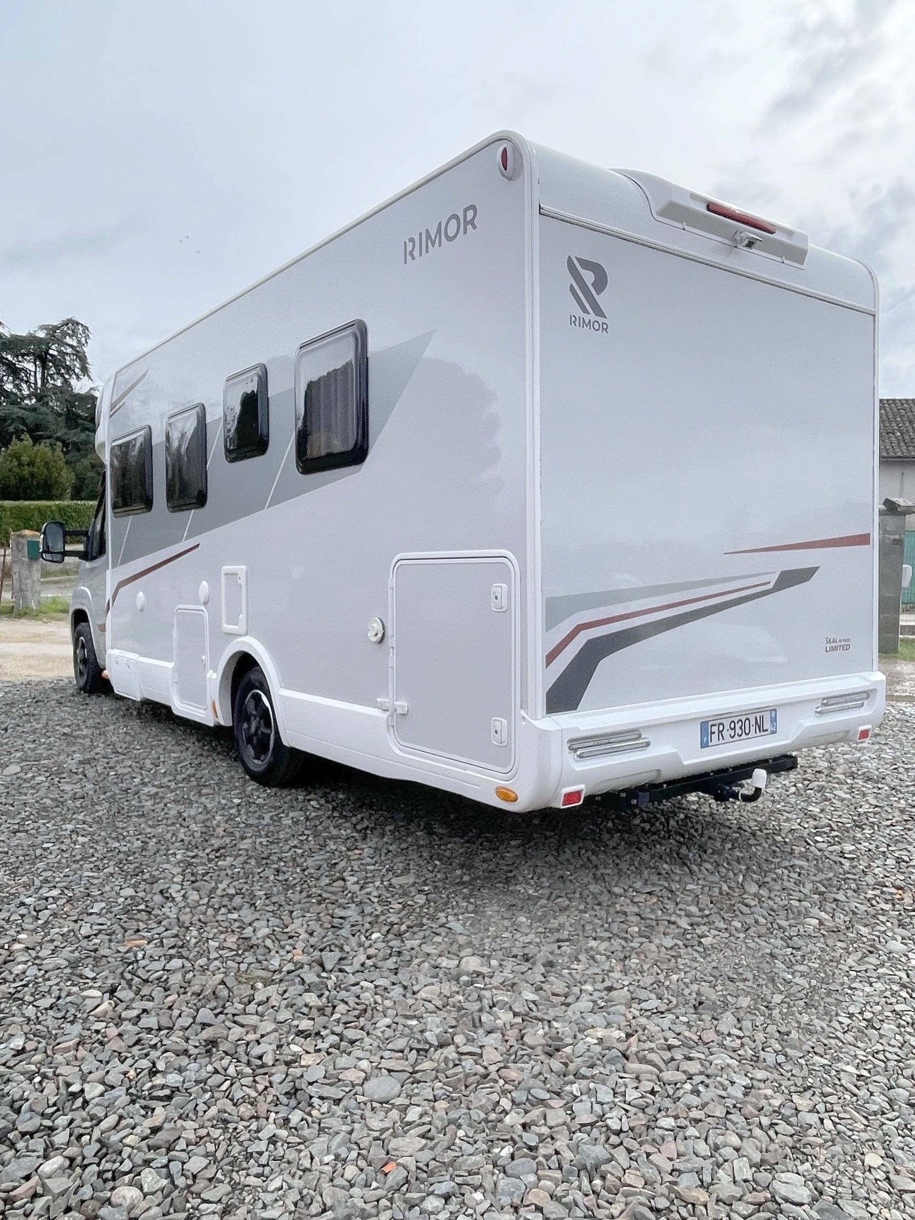 Challenger 08 Prestige