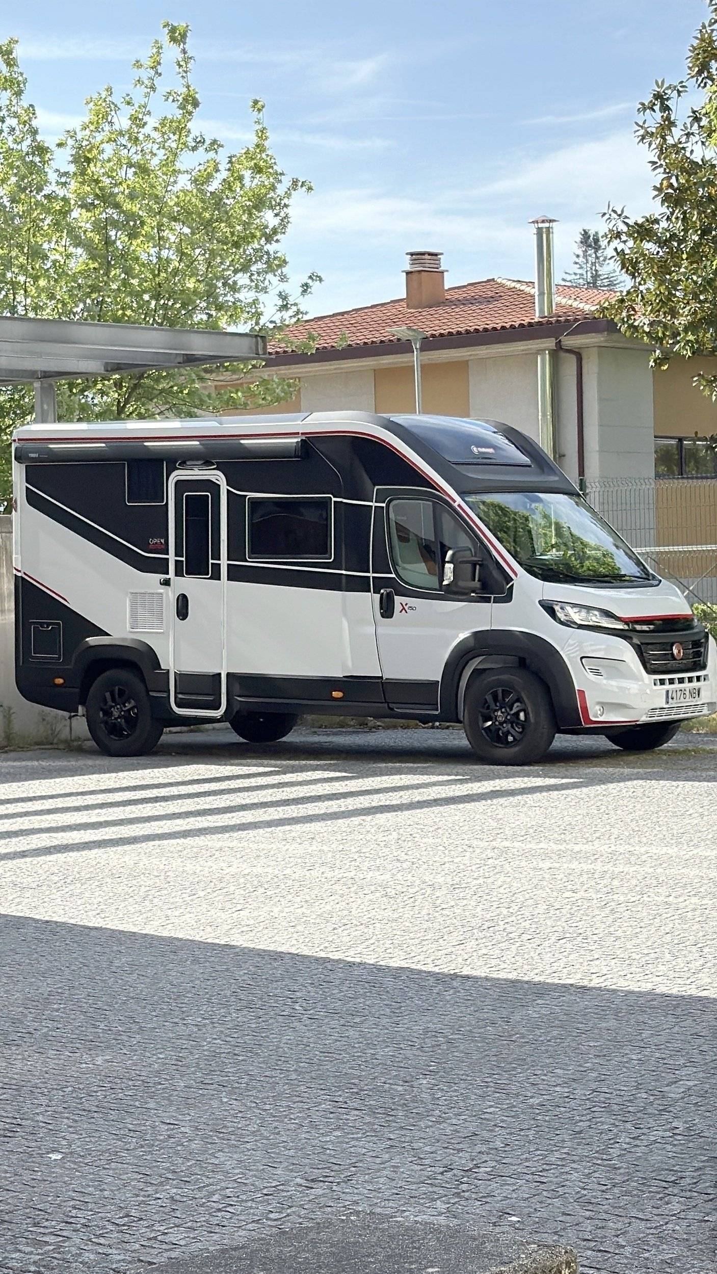 Voorkant 3/4 Fiat - Yescapa