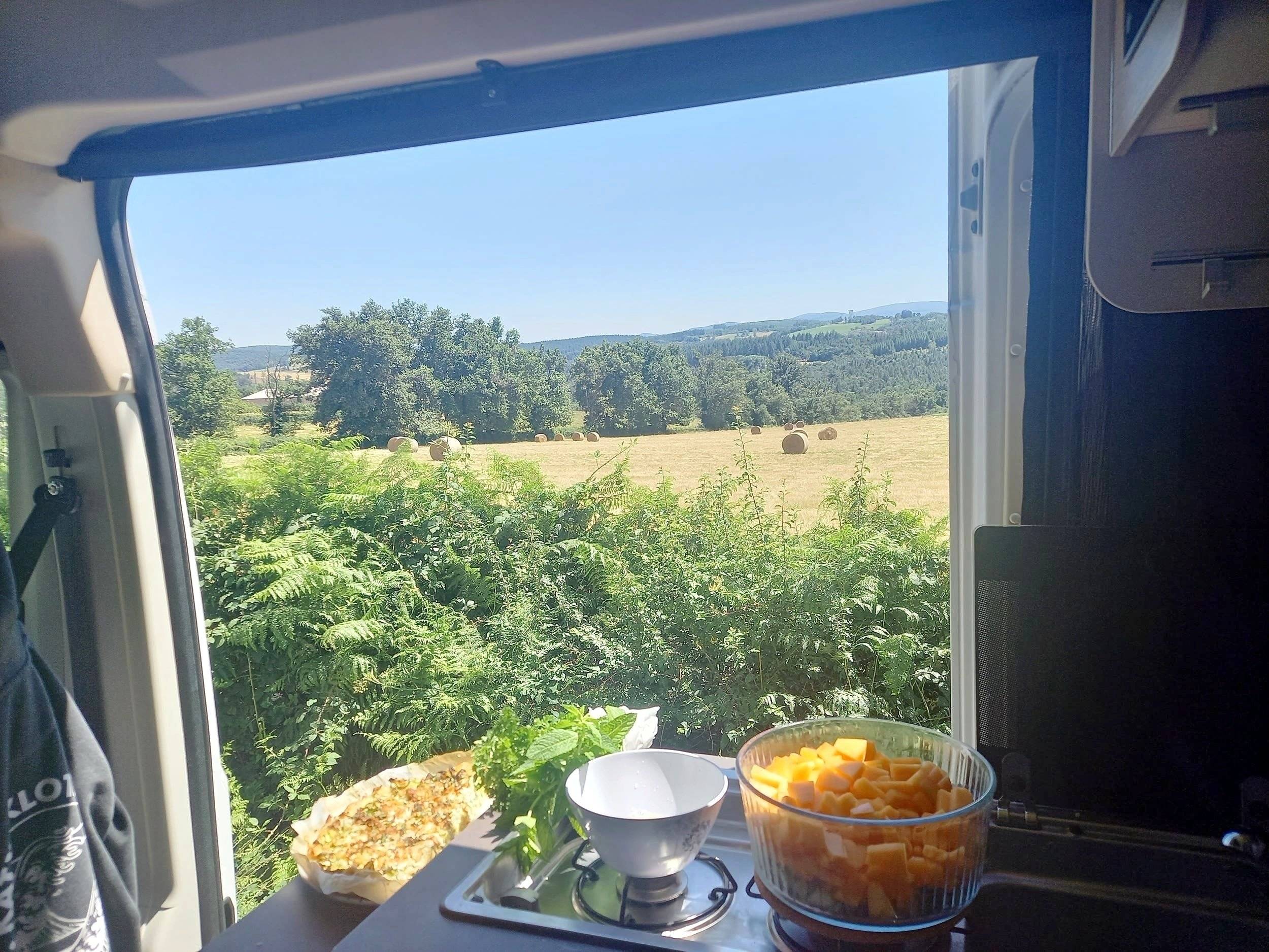 Bürstner CAMPEO C540 BLACK FOREST