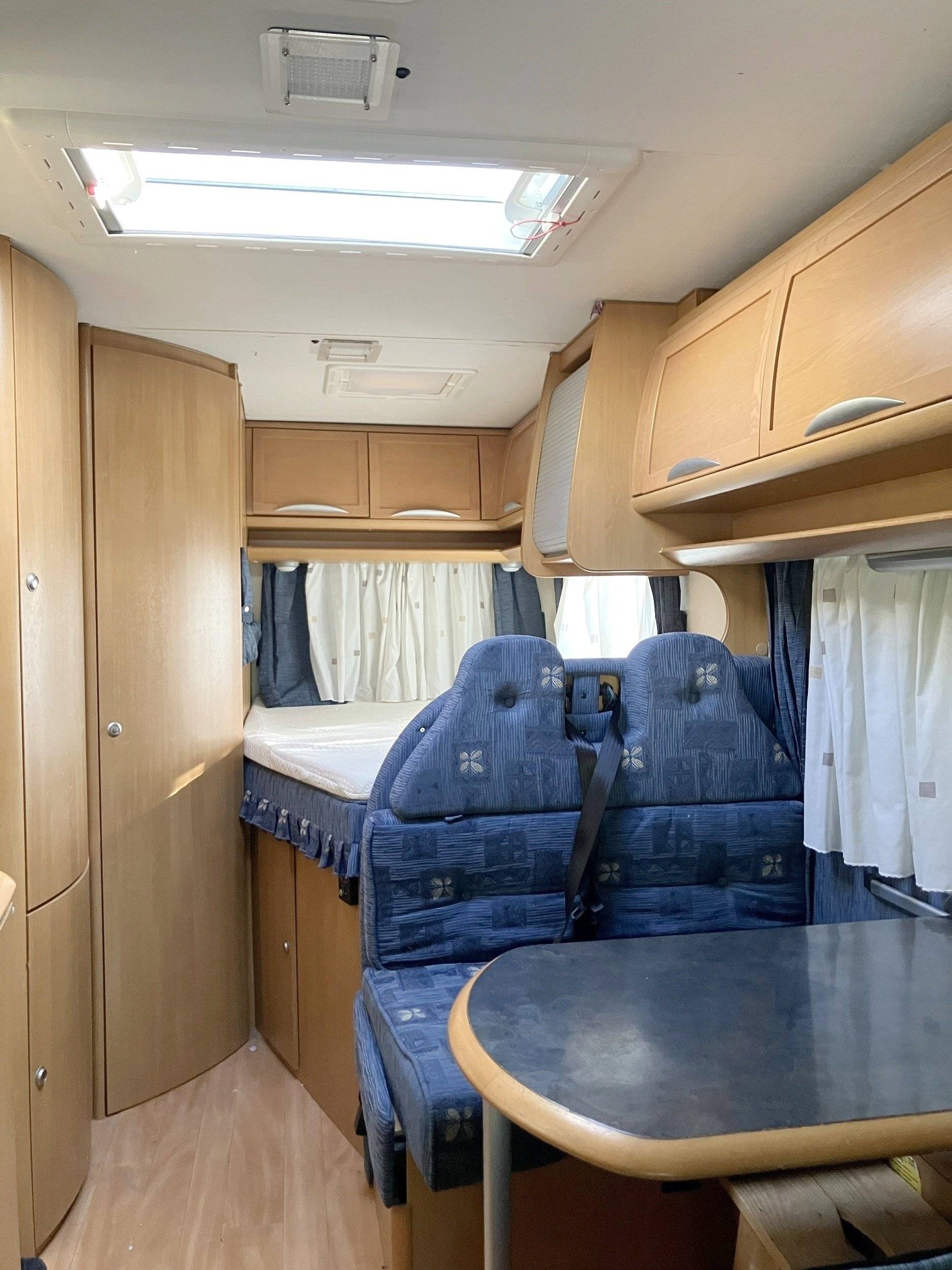 Car Caravane CARAVAN  