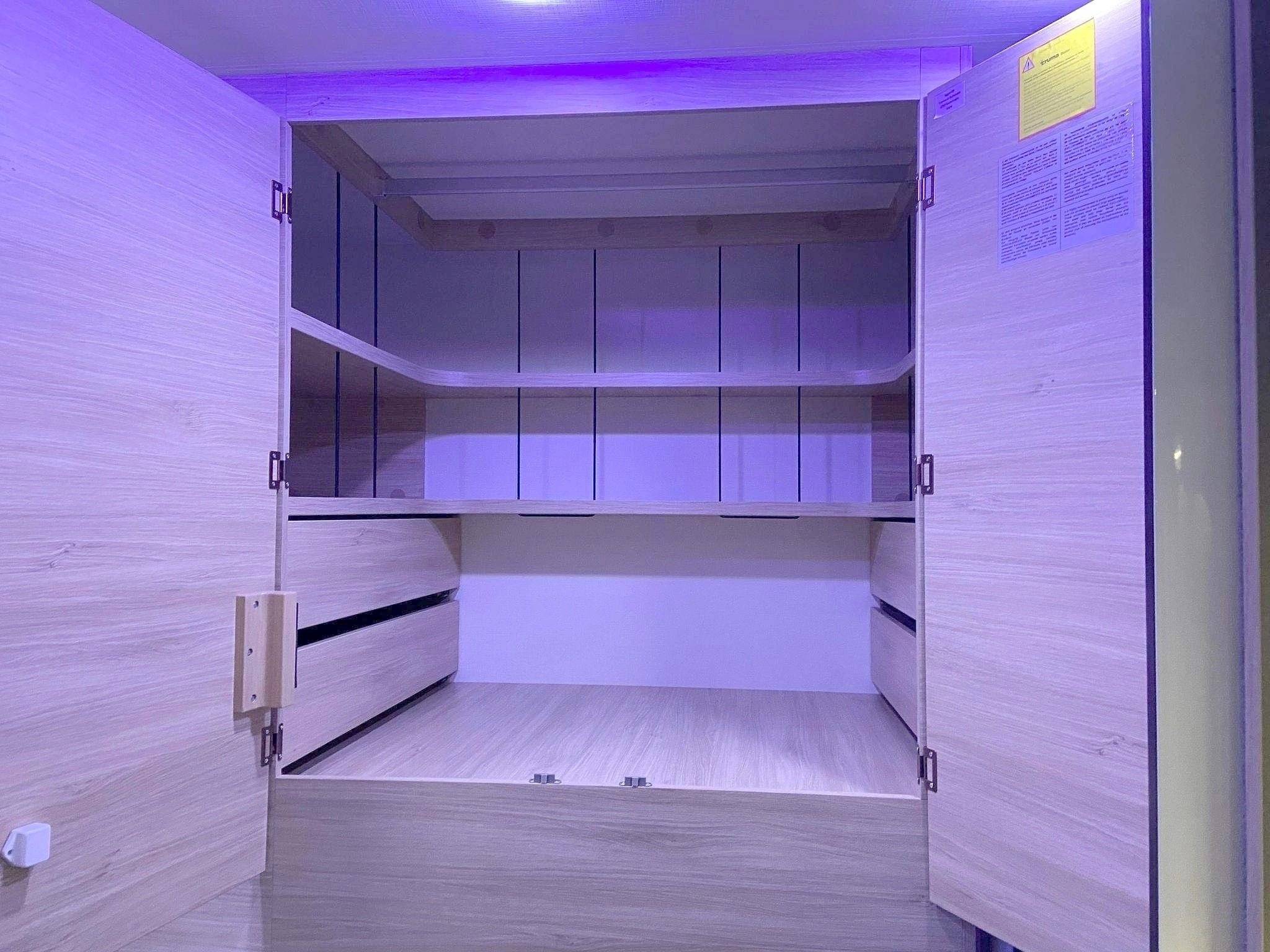 Challenger FORD TRANSIT