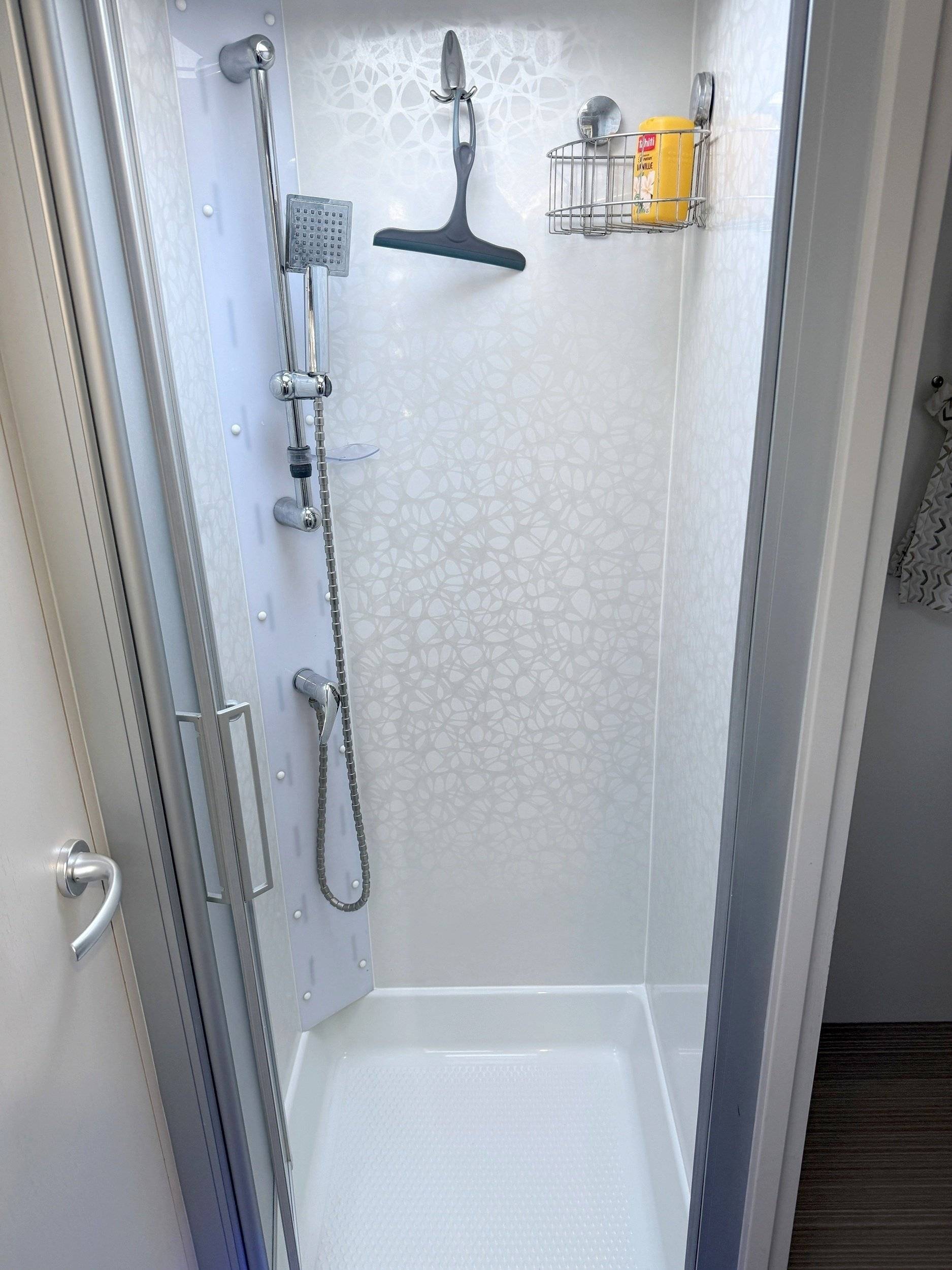 Notin 35 light 2,4 l 140 ch.