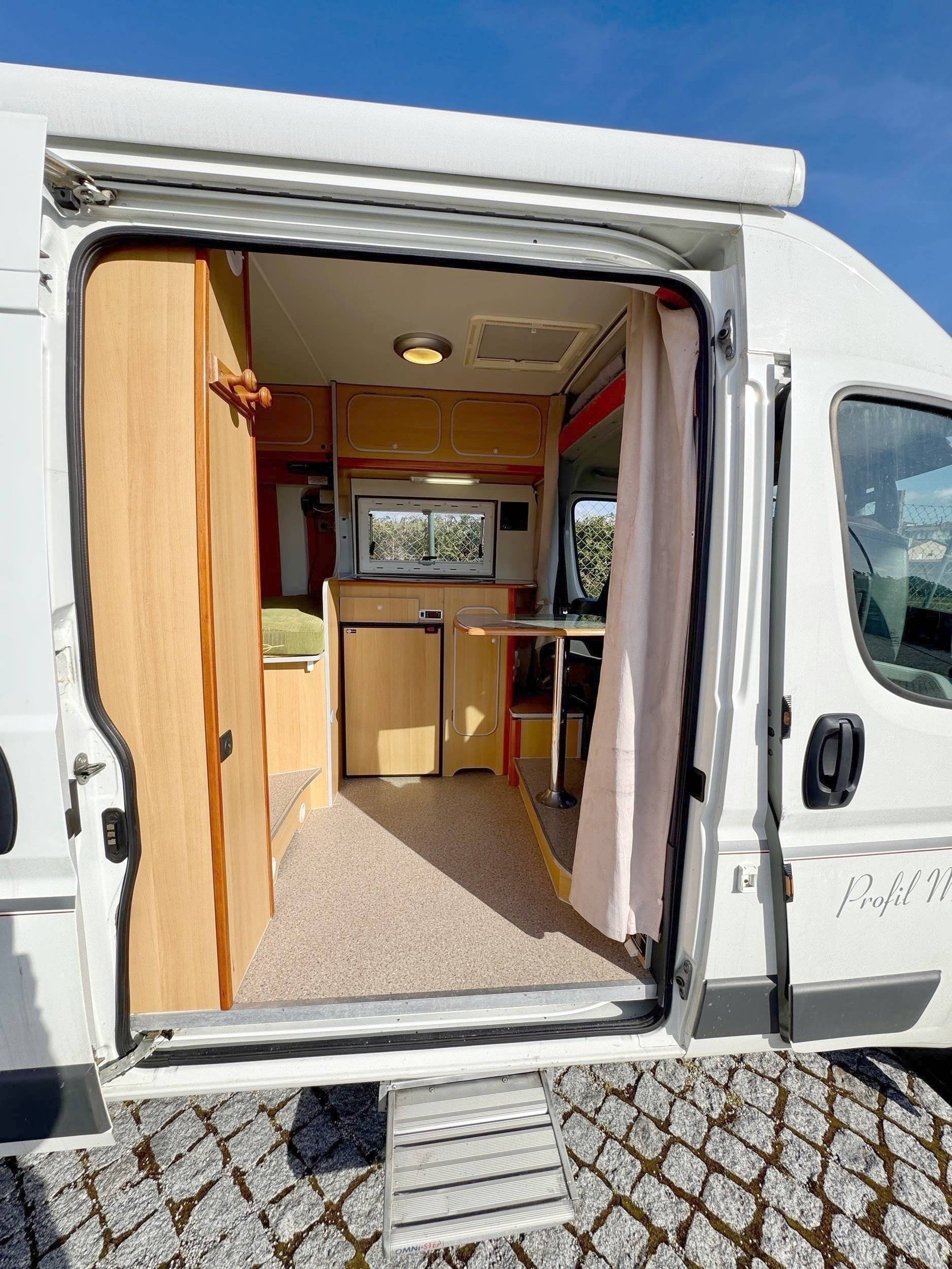 Peugeot Boxer 2,2 l 120 ch.