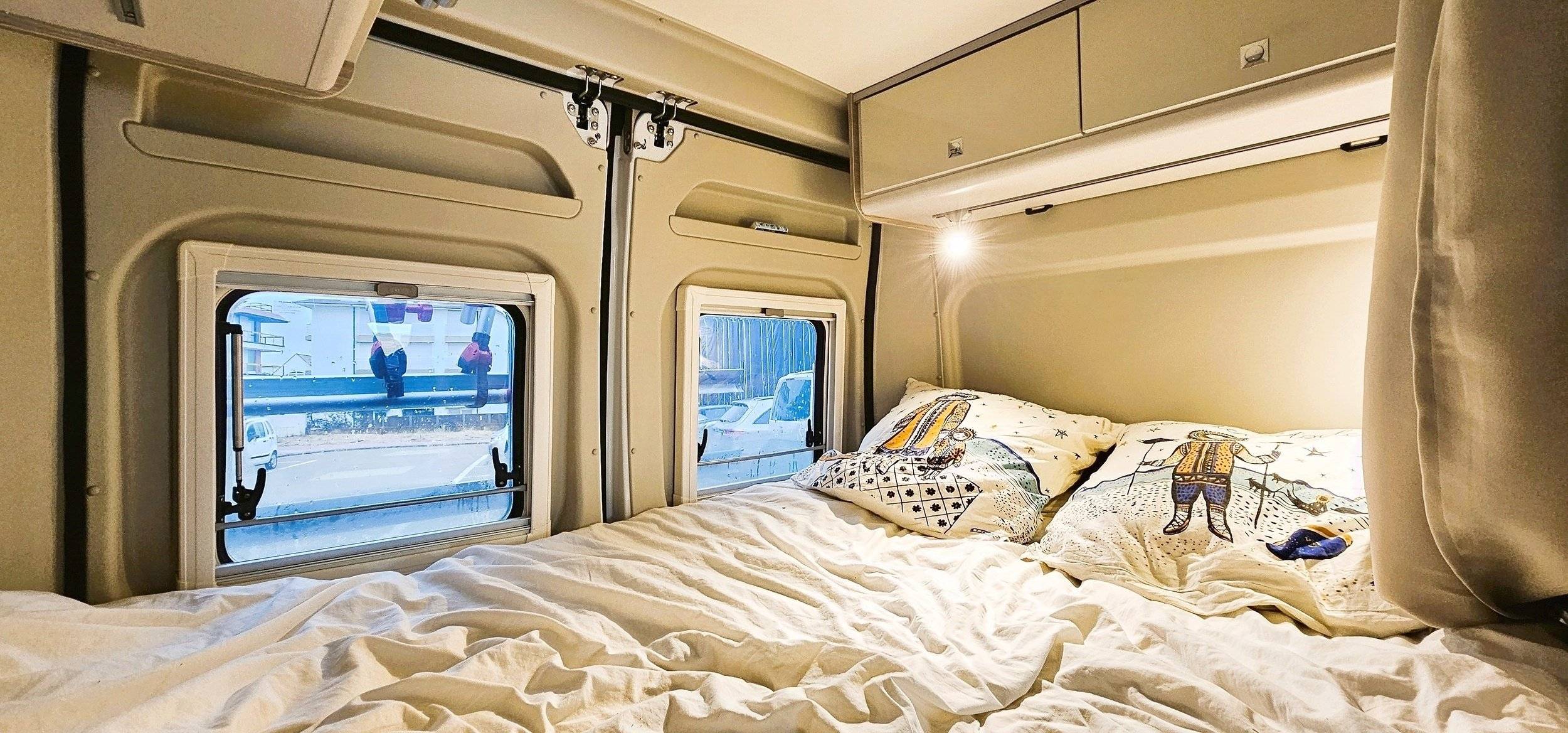 Bürstner Campeo Black Forest