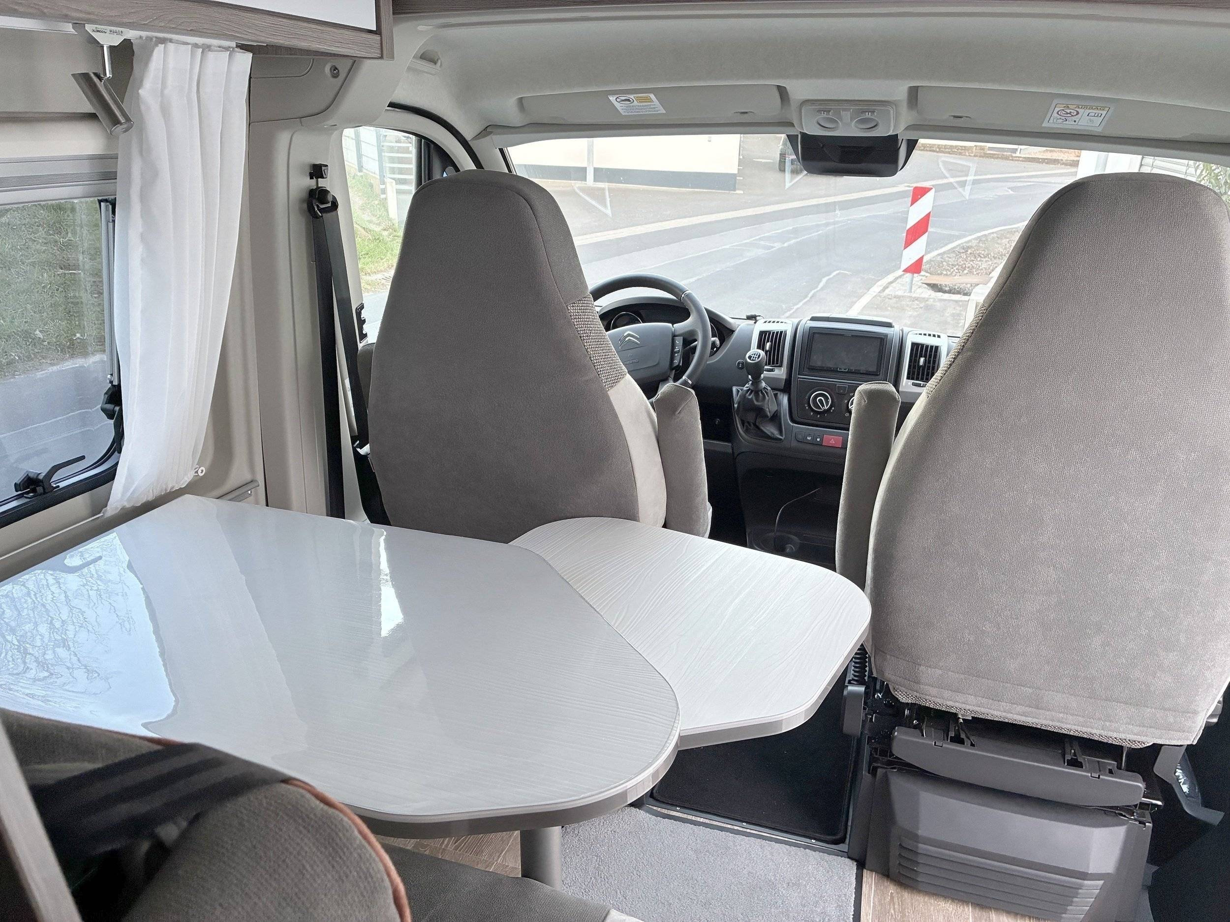 Dinette Citroën - Yescapa