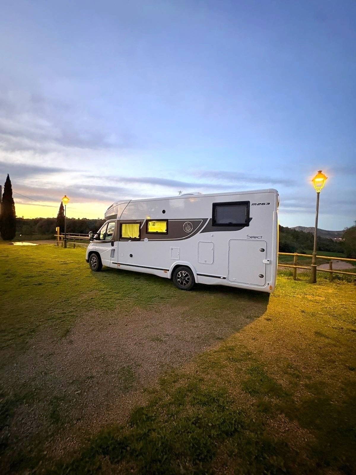 Benimar MILEO 263