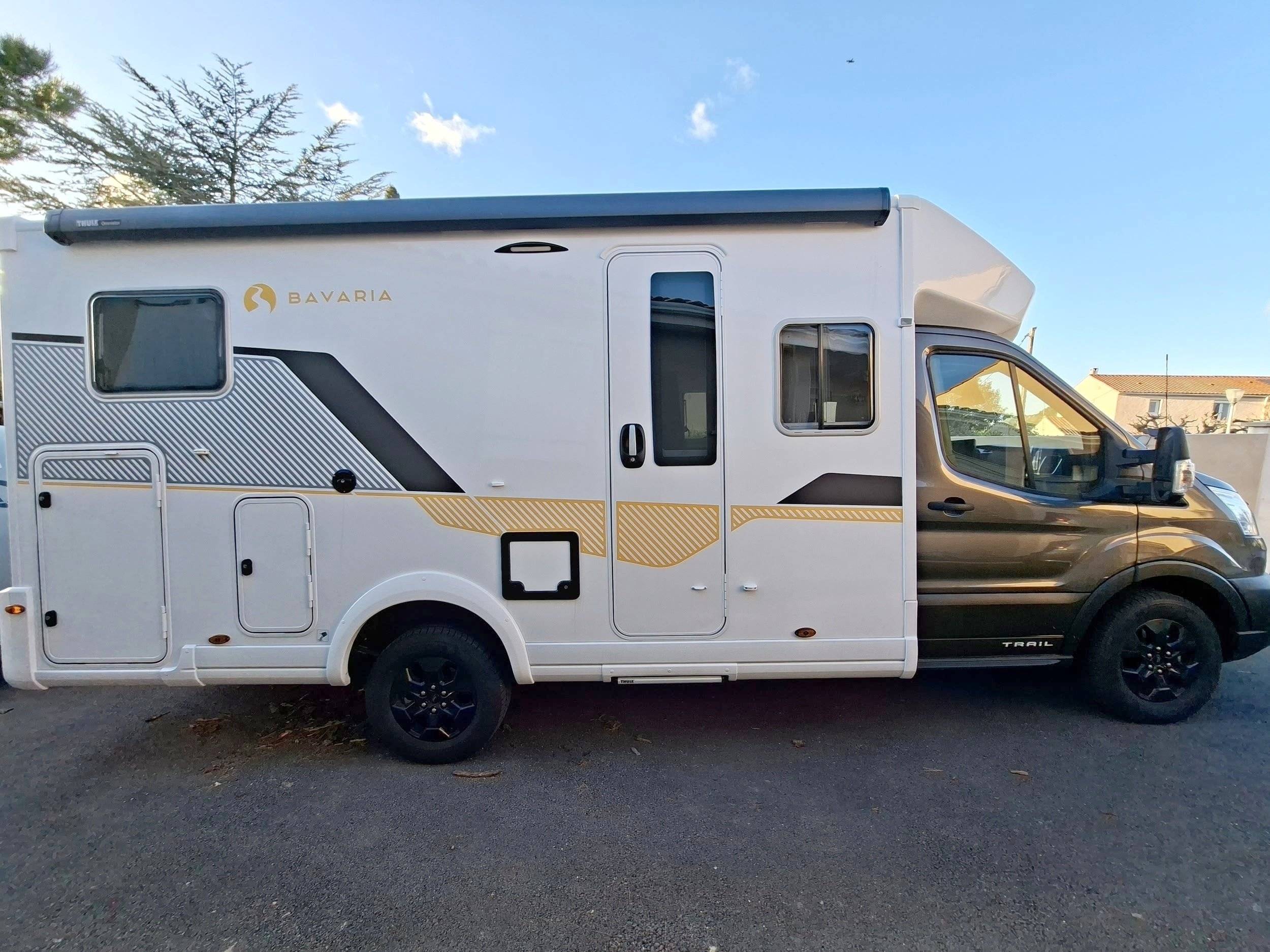 Bavaria Transit 2,0 l 170 ch AUTOMATIC