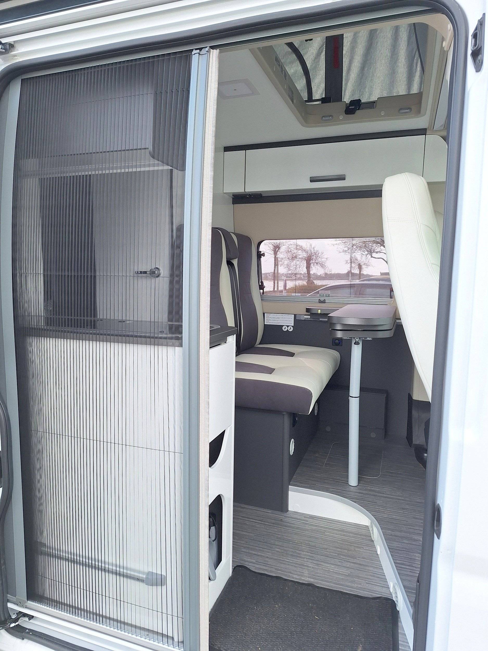 Mclouis Menfys VAN S-Line 3 Matic