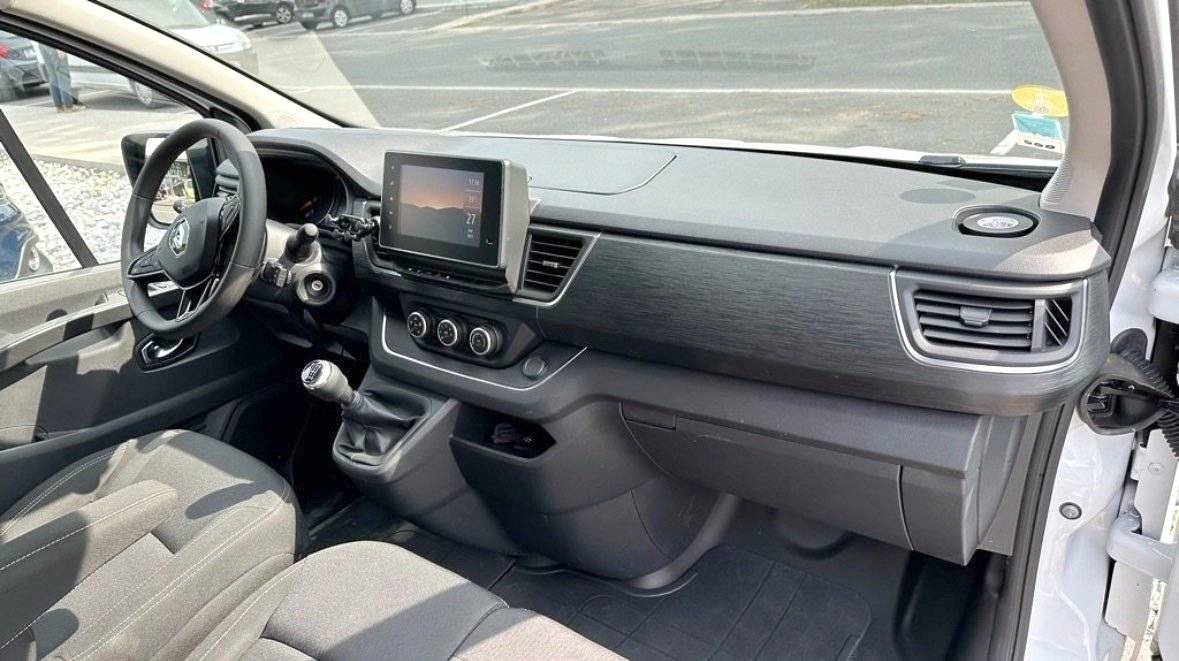 Renault Trafic L2H1 2 l 140 ch