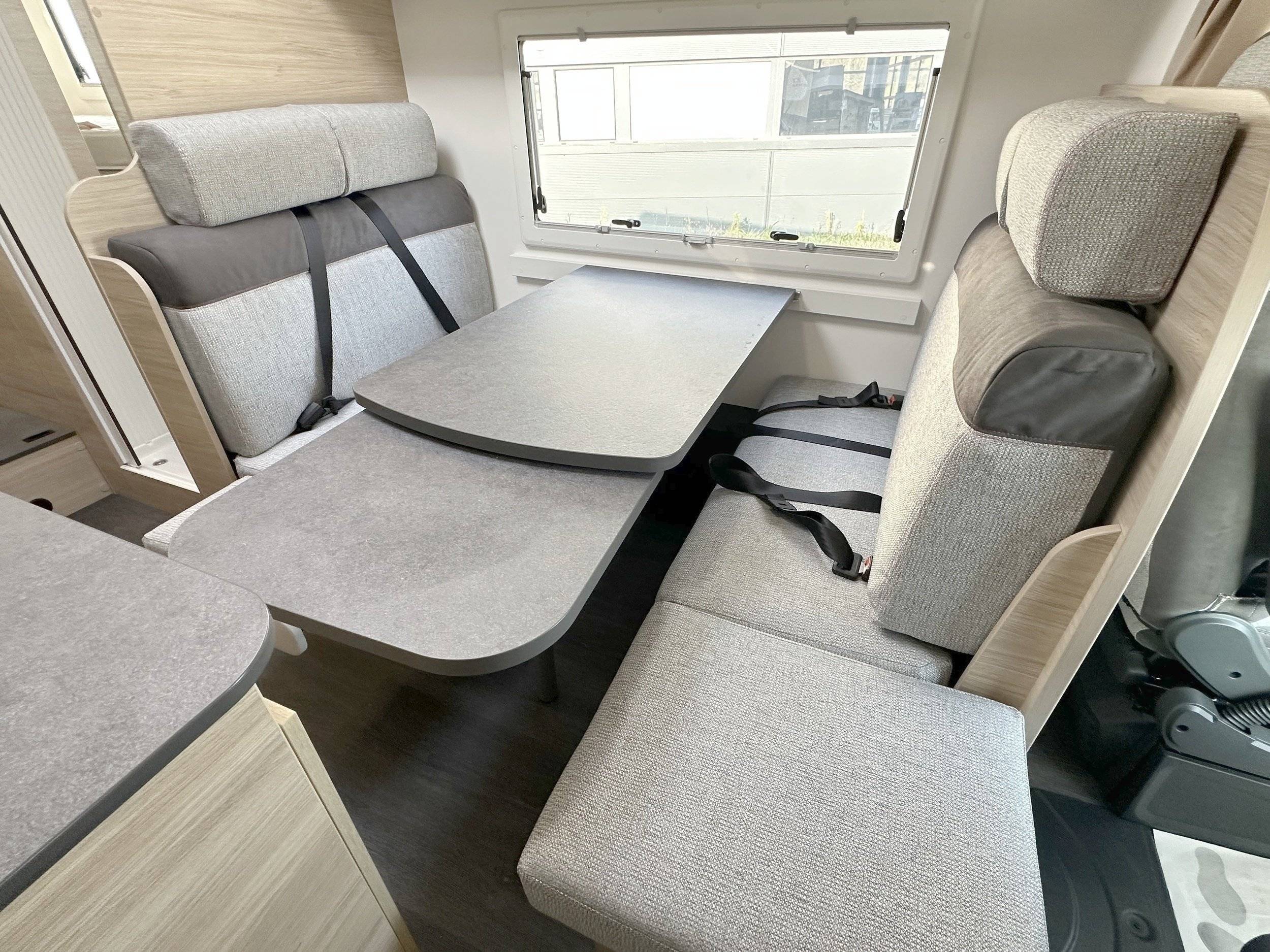 Chausson C727 FIRST LINE