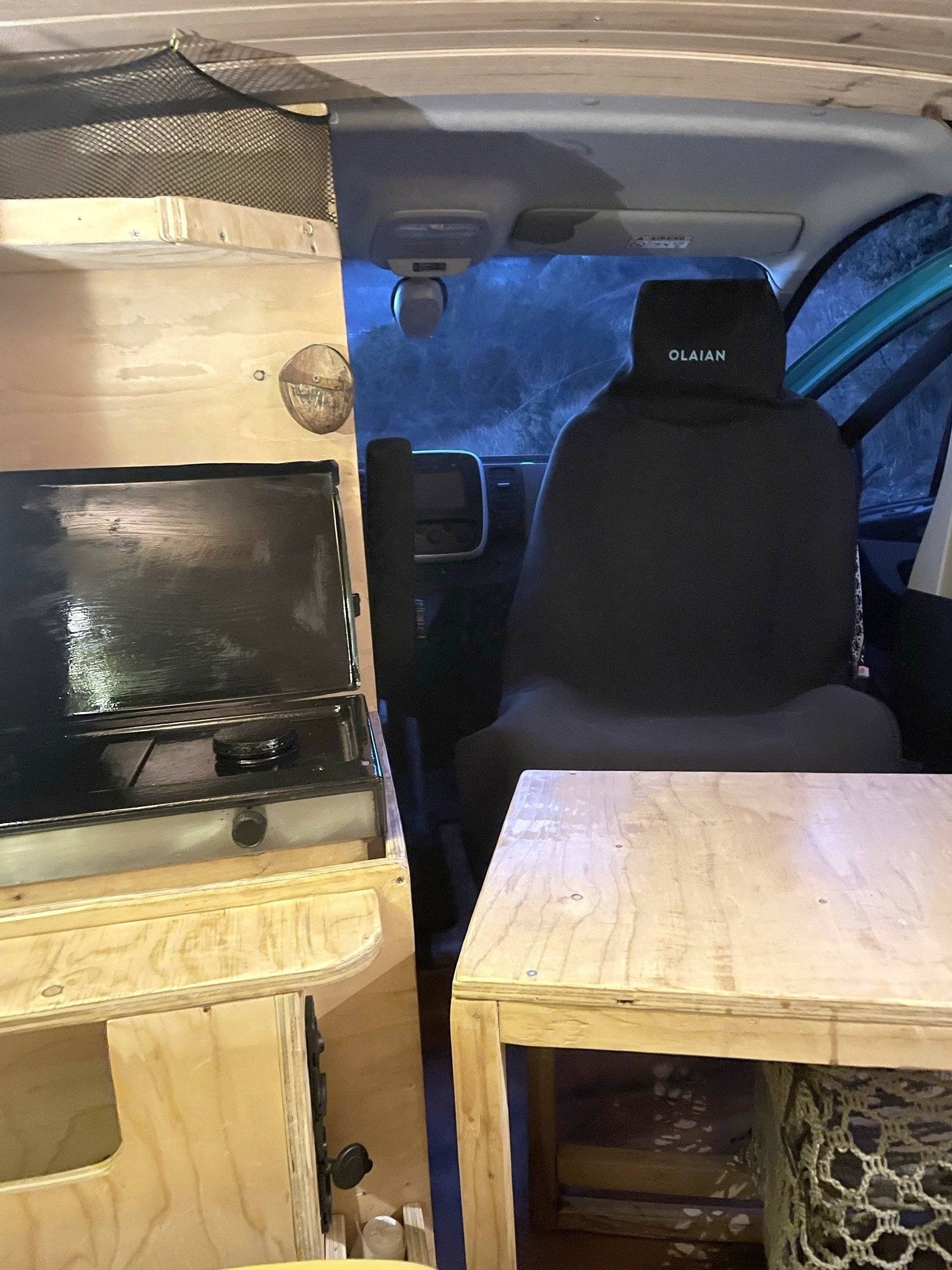 Essecke Renault Trafic3 L2H1 1,6 l 140 ch - Yescapa