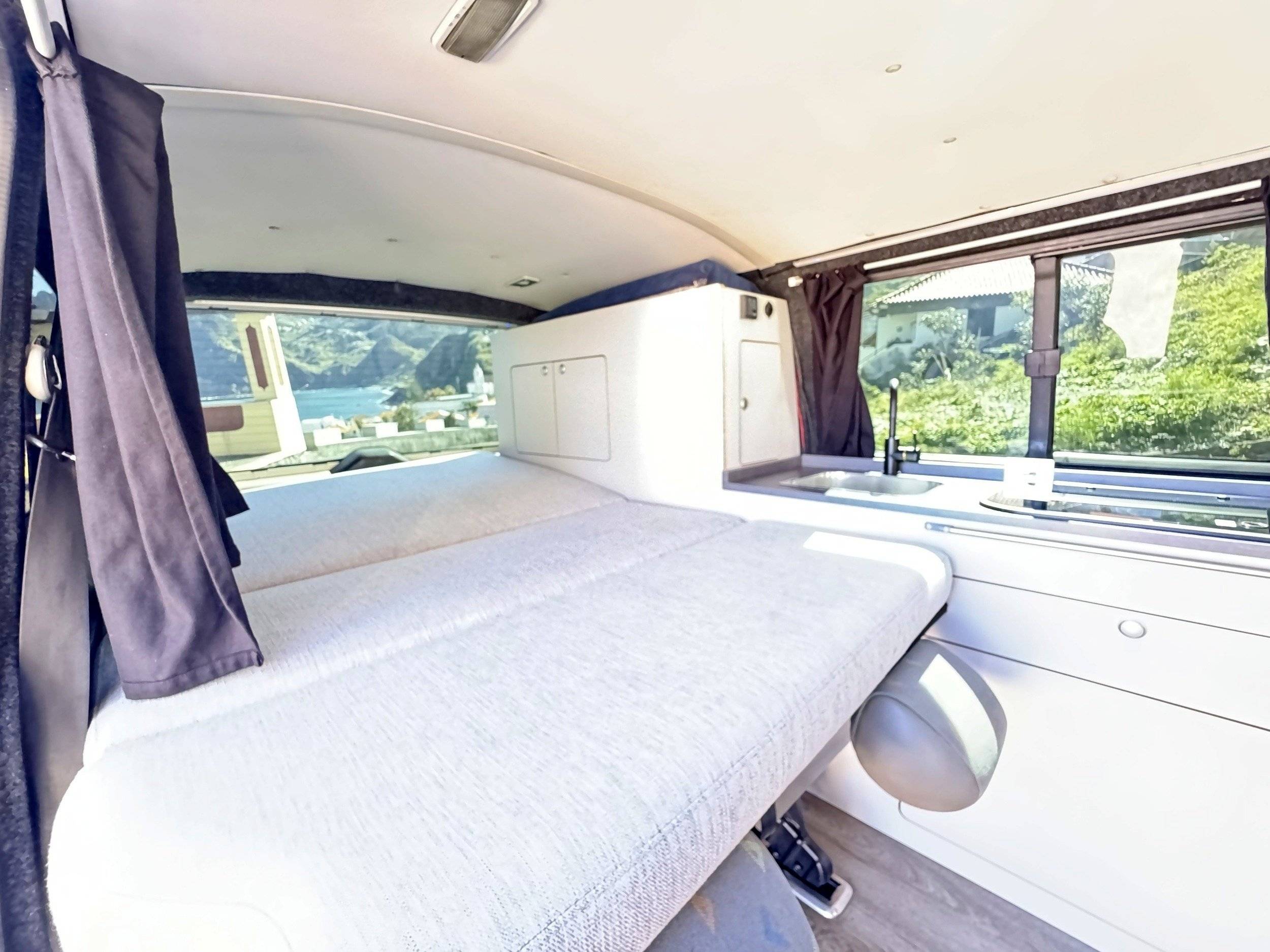 Volkswagen Volkswagen Multivan T5 Camper 2.5 TDI