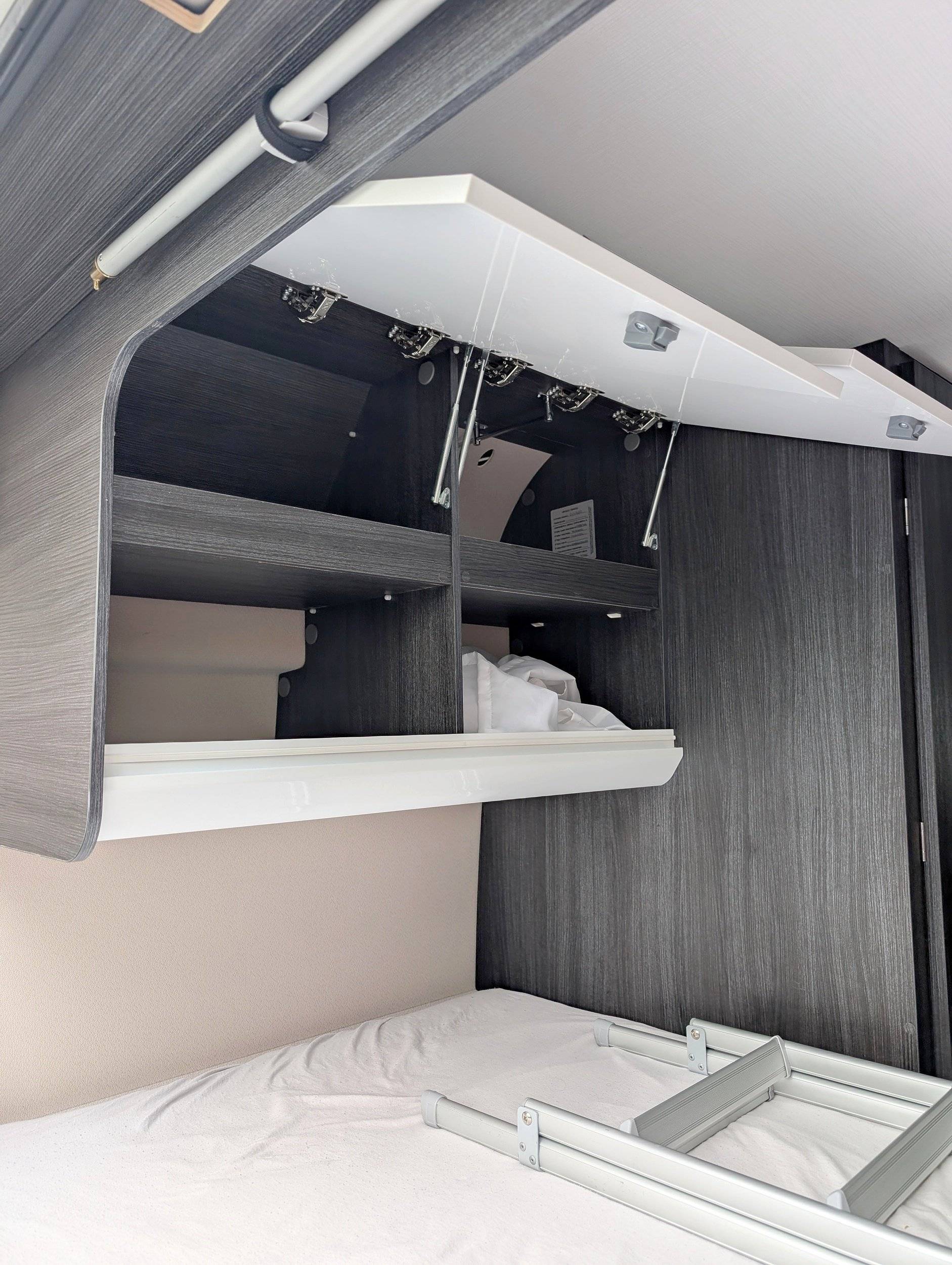 Benimar Benivan 100 pop up