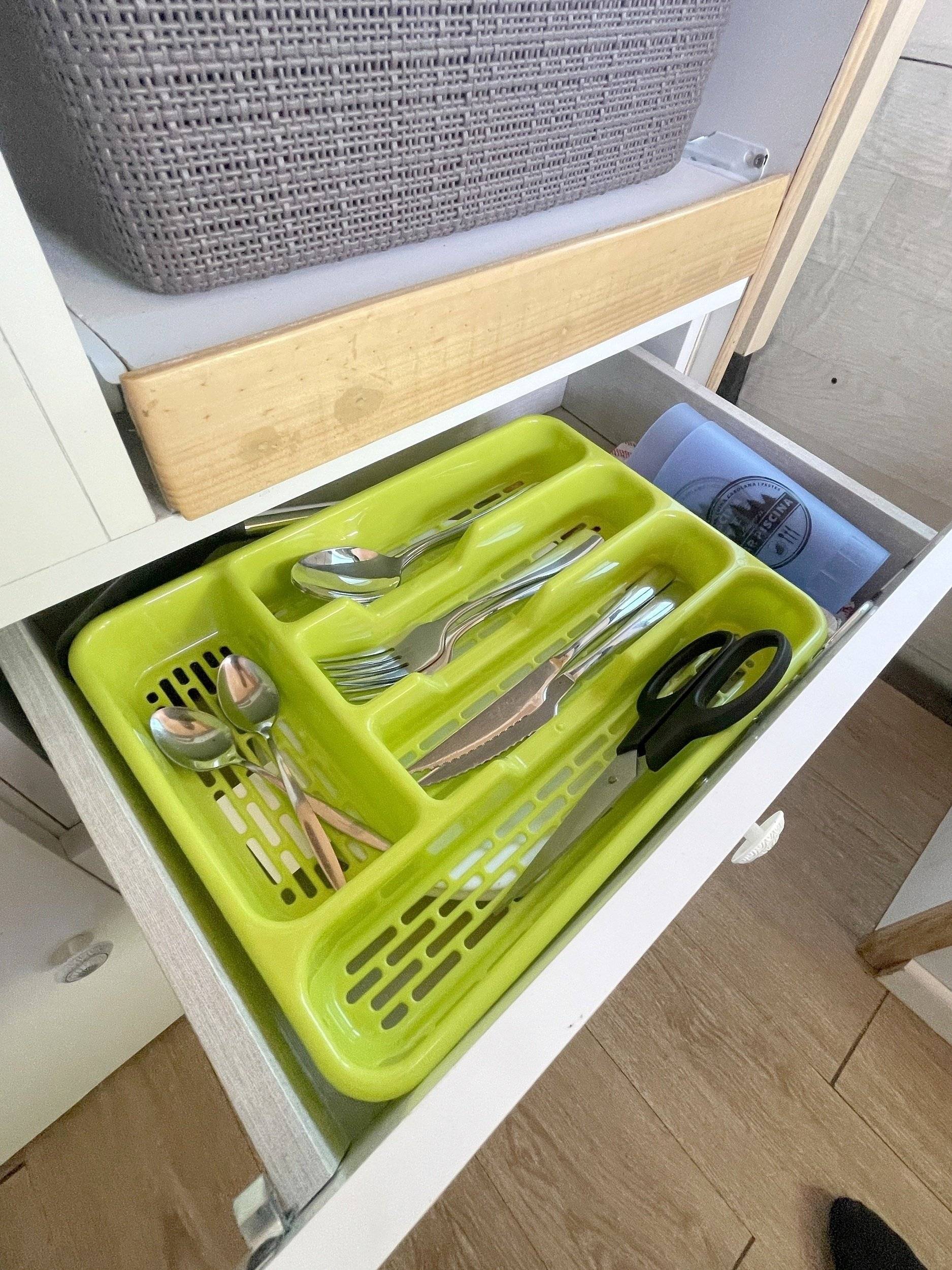 Plazas en cama Ford Transit 125 ch - Yescapa