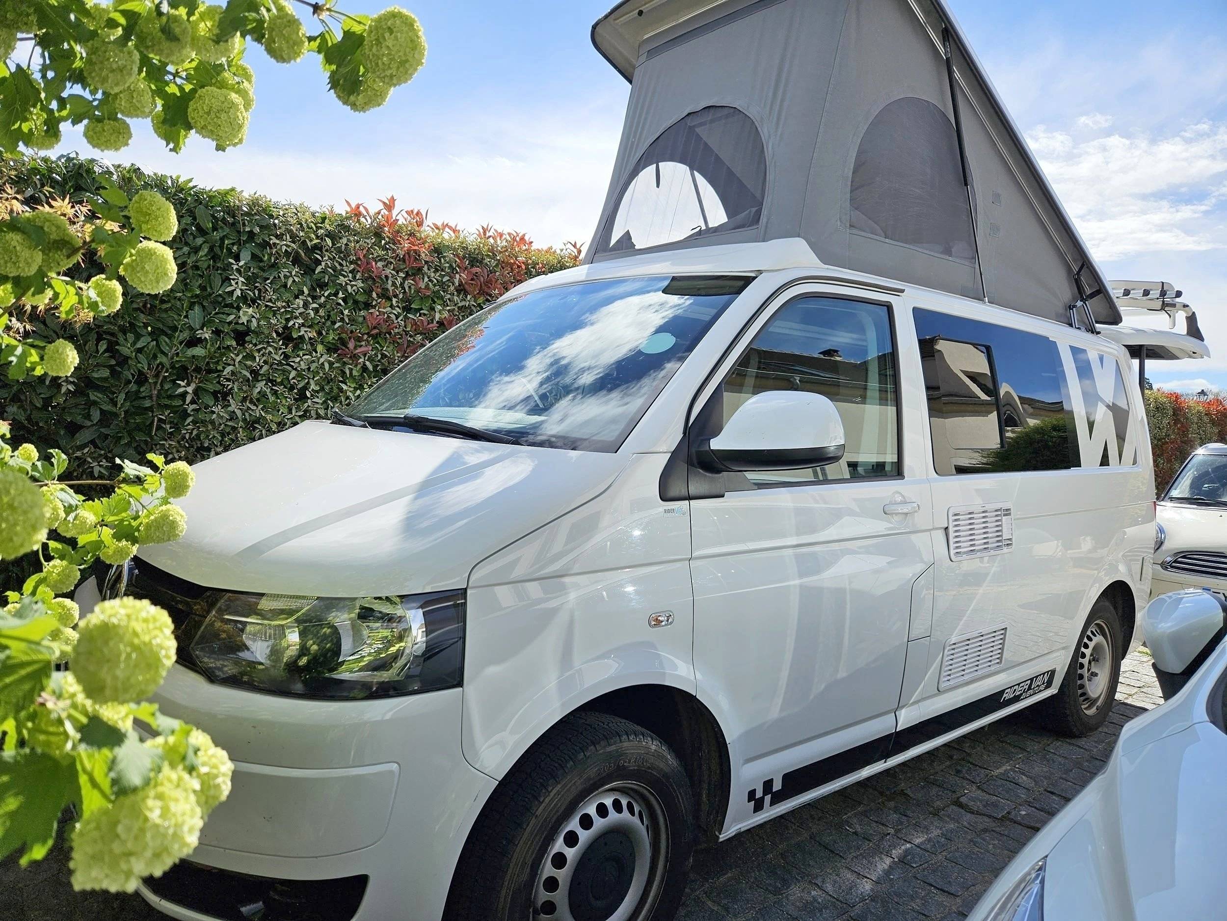 Volkswagen T5 2 l 102 ch