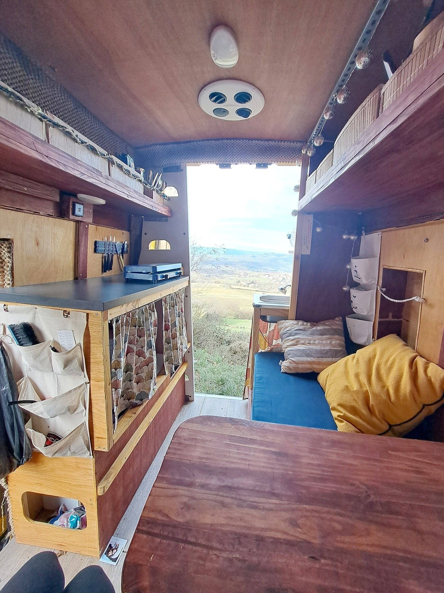 Concept Van Loisirs Trafic II l1h2