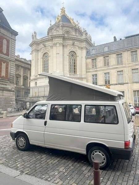 Volkswagen Transporter T4 2.4D