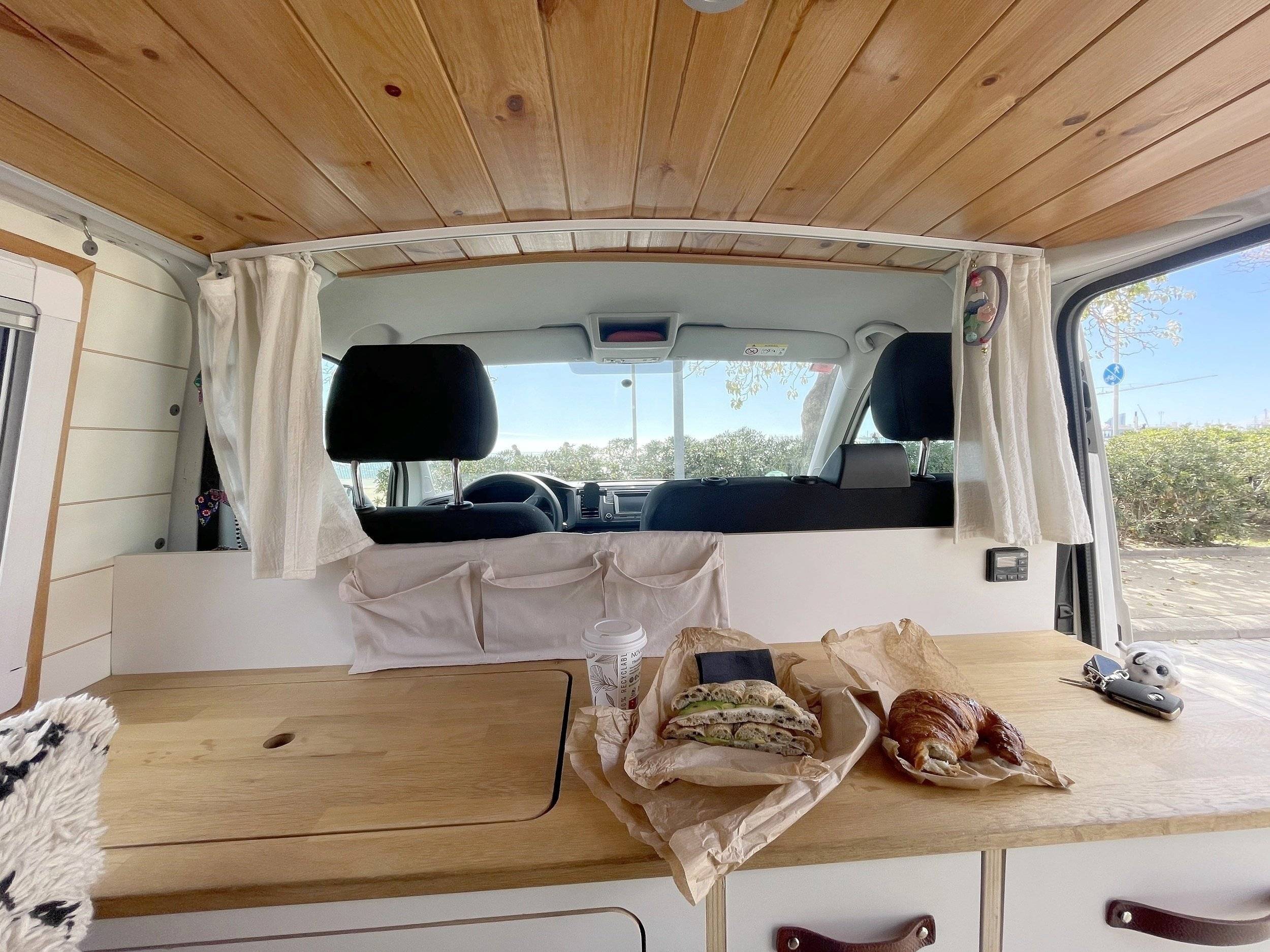 Volkswagen T6 2,0 l 102 ch