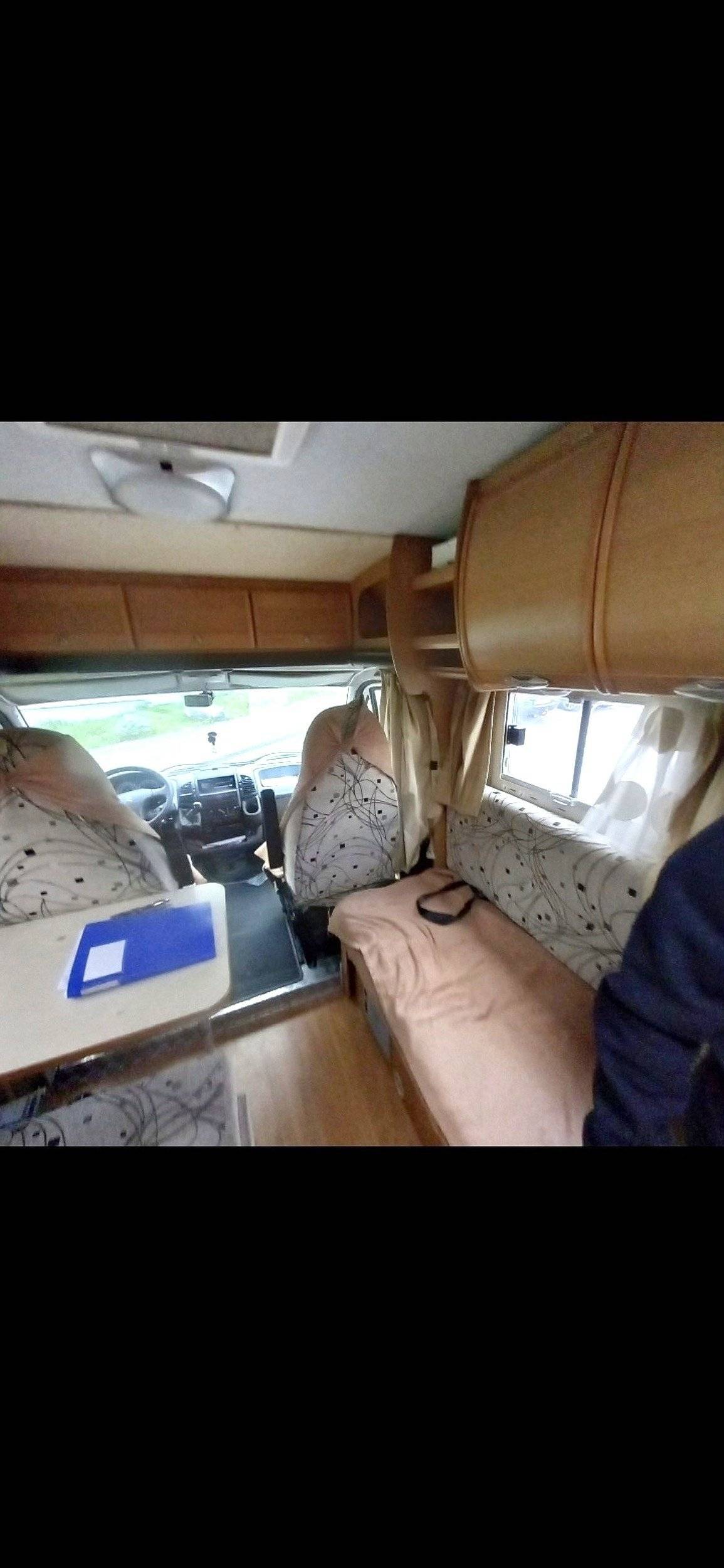 Coin repas Citroën Jumper 2,0 l 130 ch - Yescapa