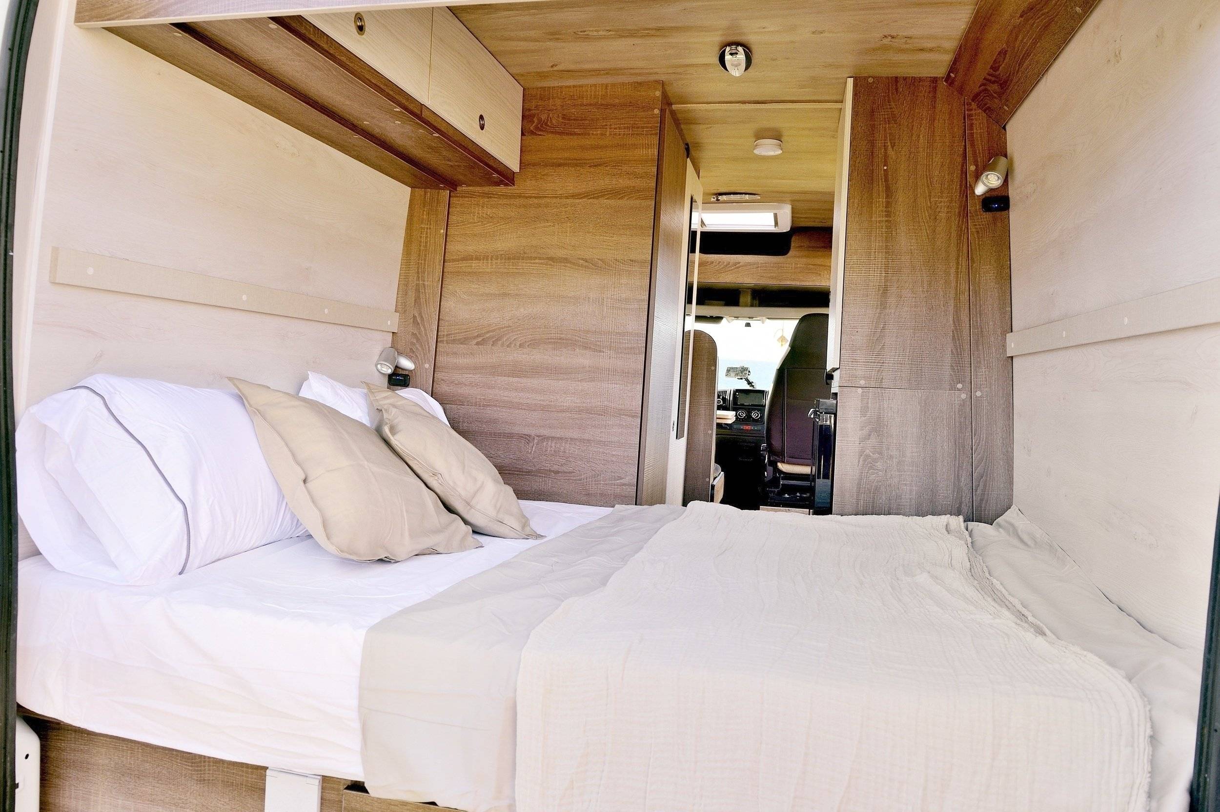 7955FXV  Boxer 3,0 HDI 160 ch