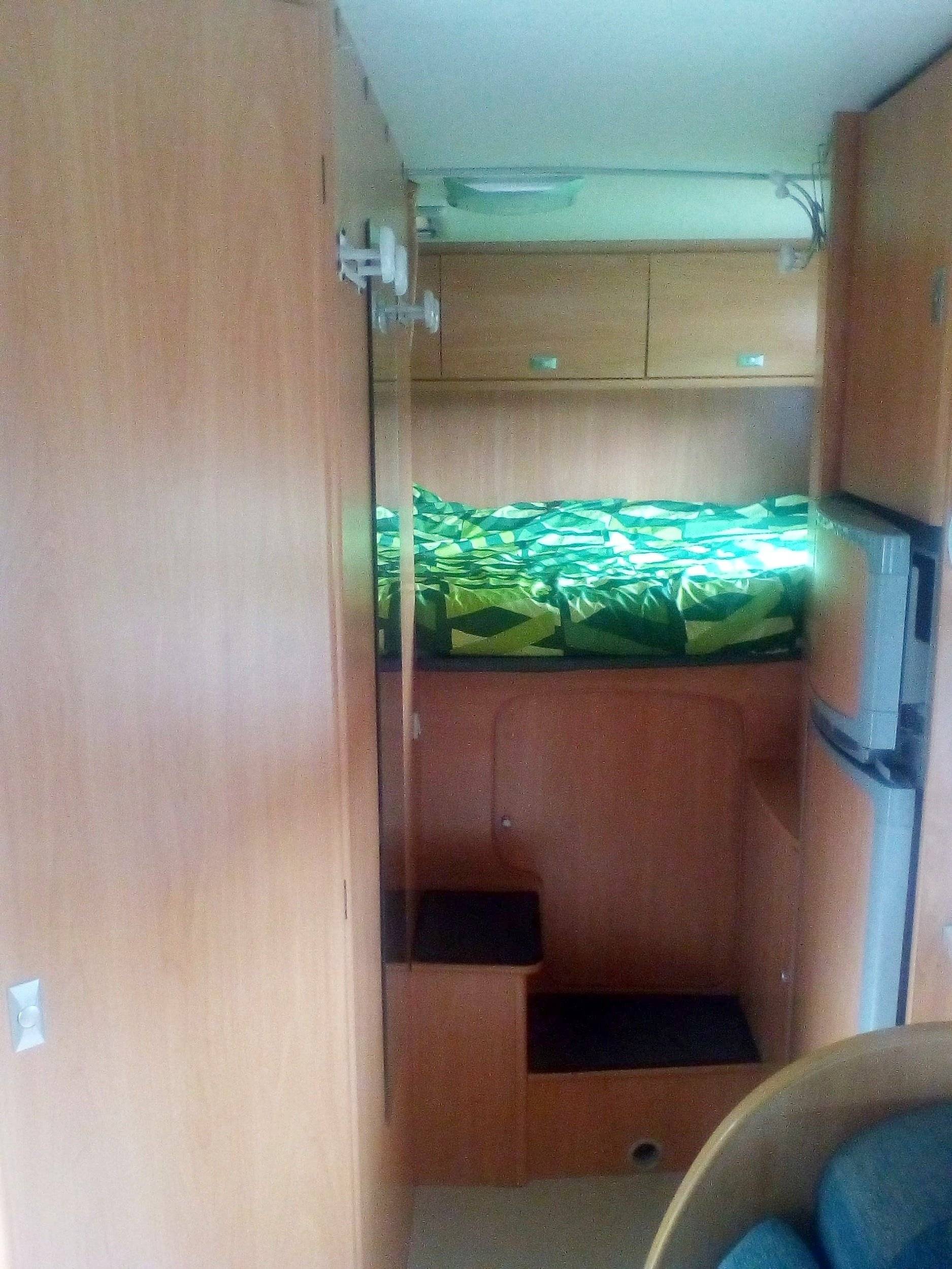 Challenger Transit 2,4 l 140 ch