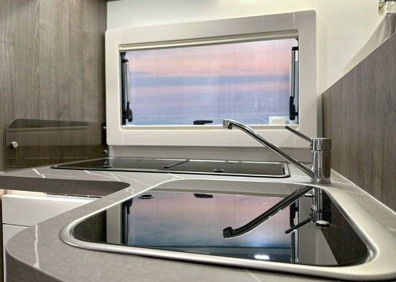 Benimar Tessoro 463 170cv