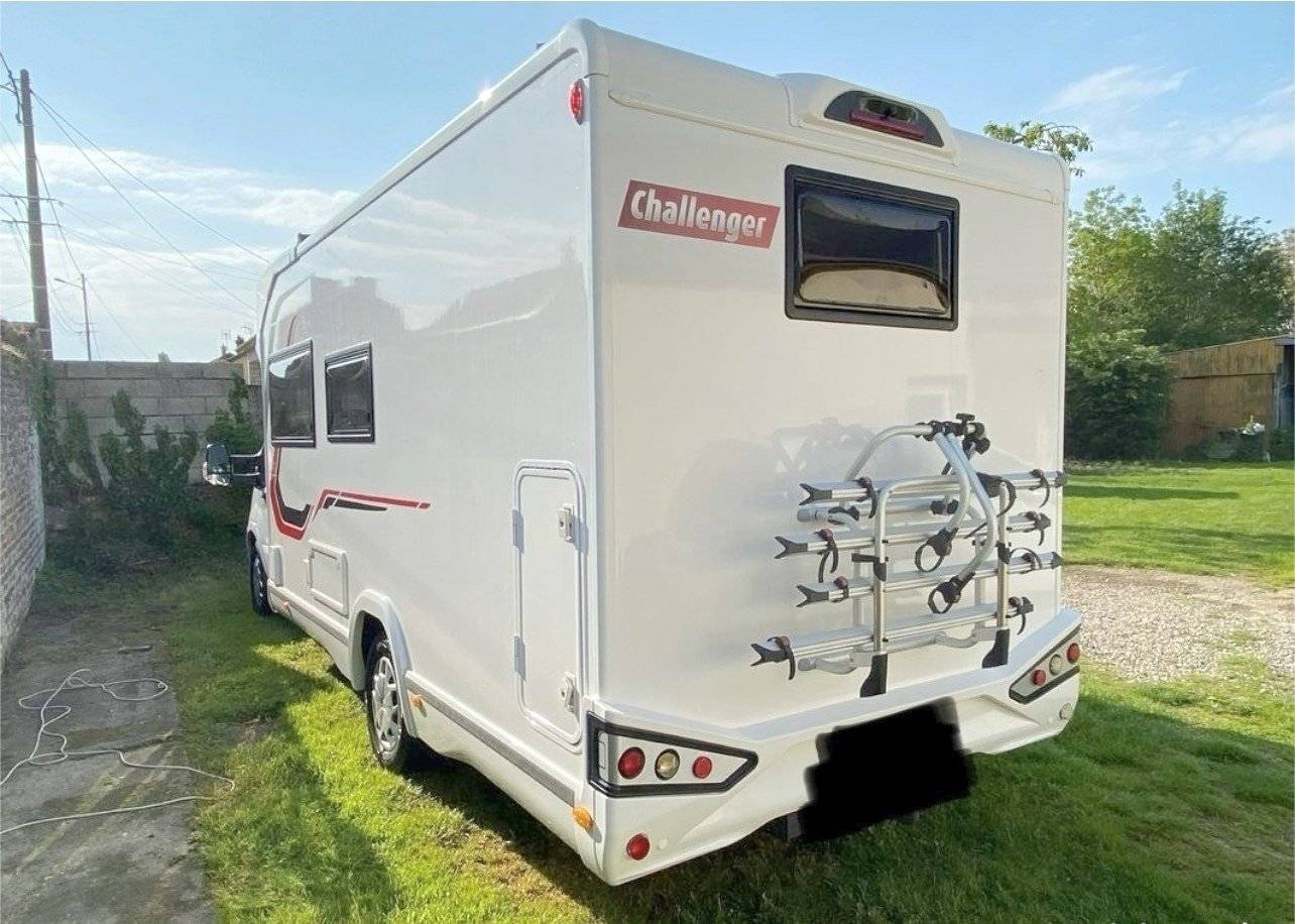 Challenger Challenger 380