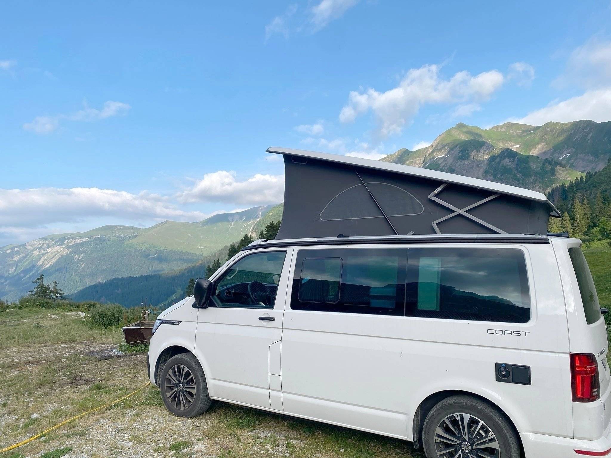 Volkswagen T6 California Coast