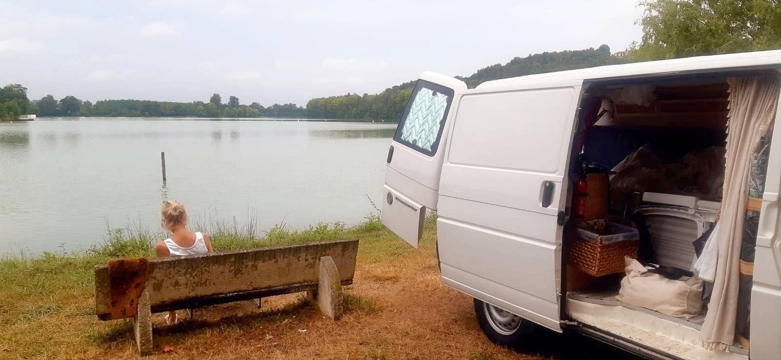 Custo Van Transporter