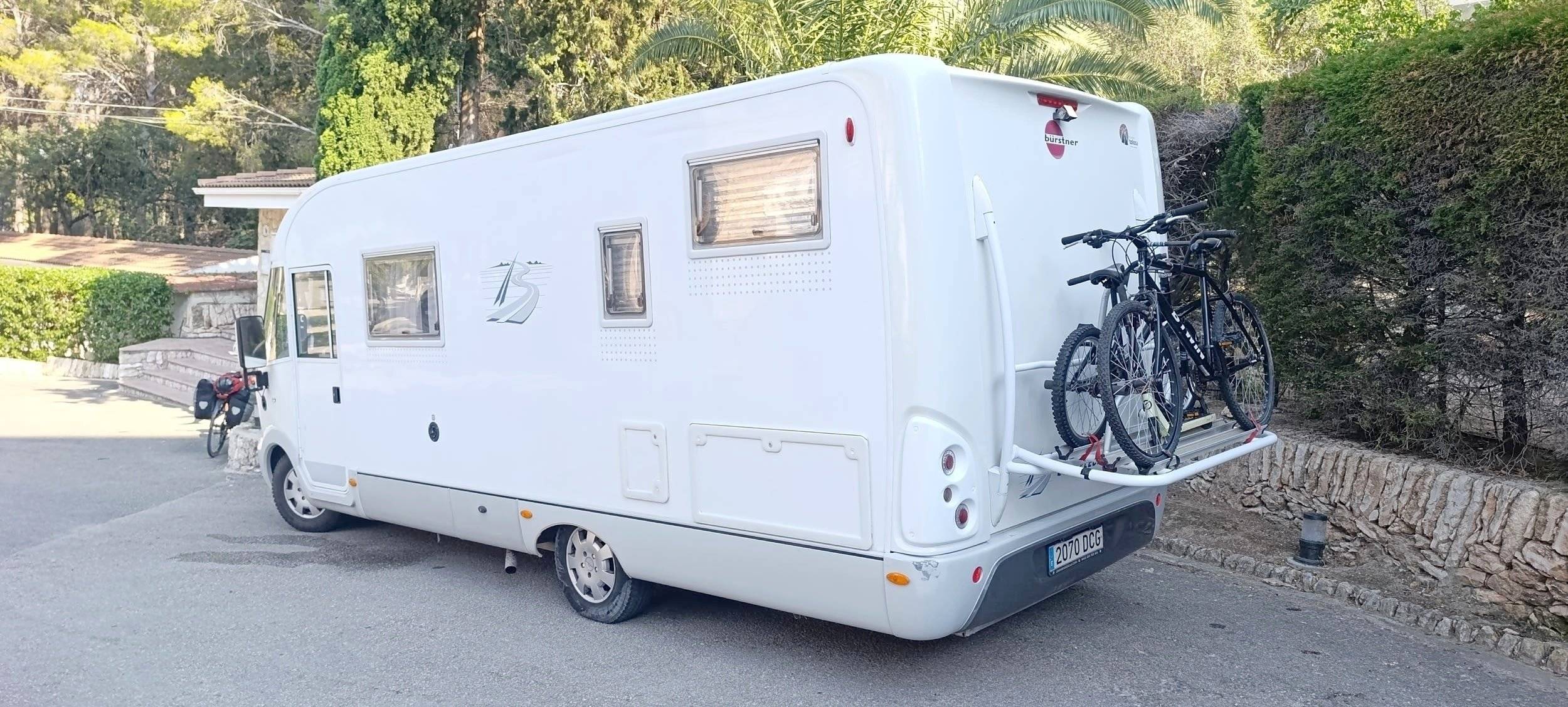 Bürstner I 690 Garage - Elégance