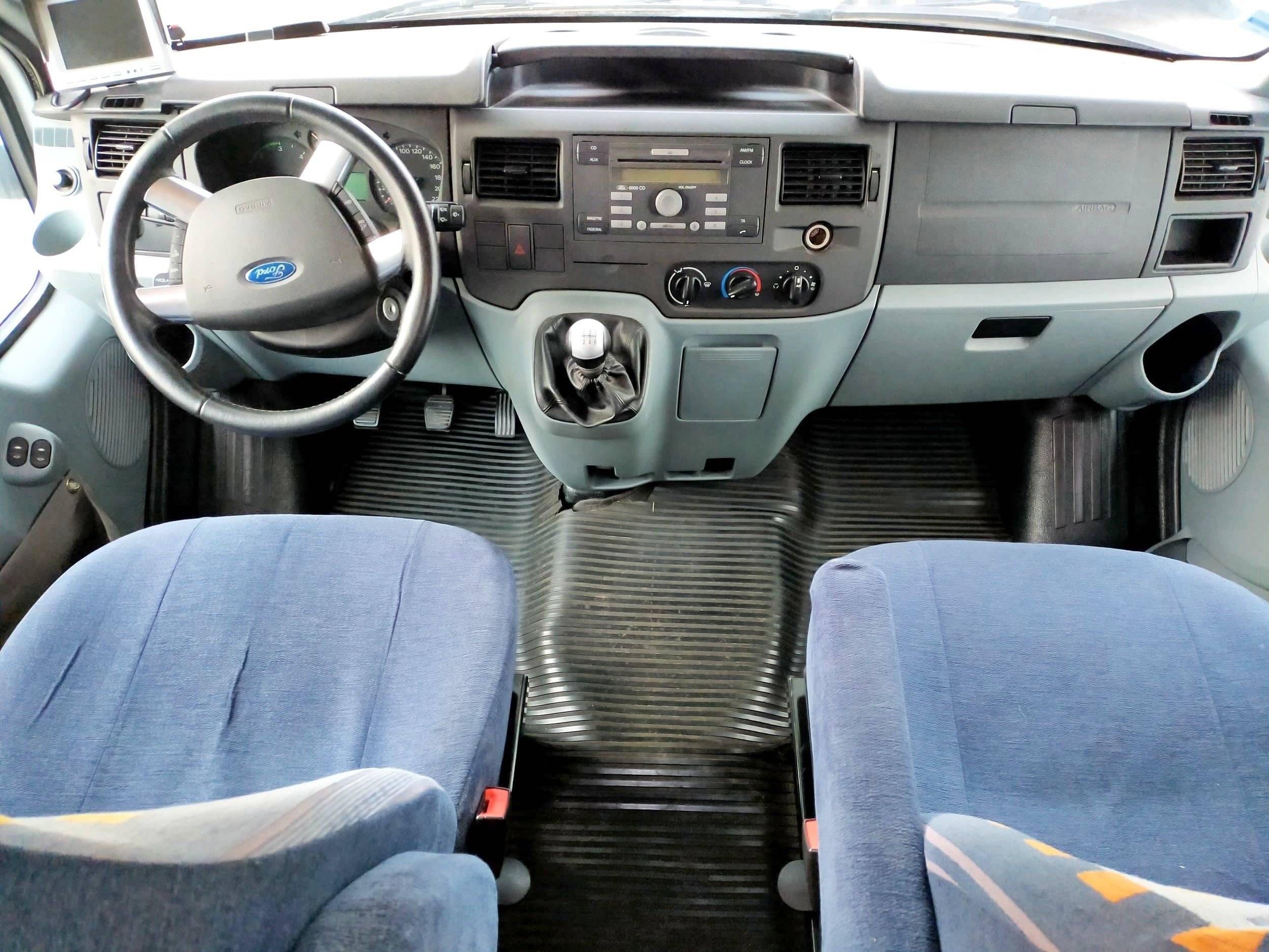 Sunlight Transit 2,4 l TDCi 140 ch.