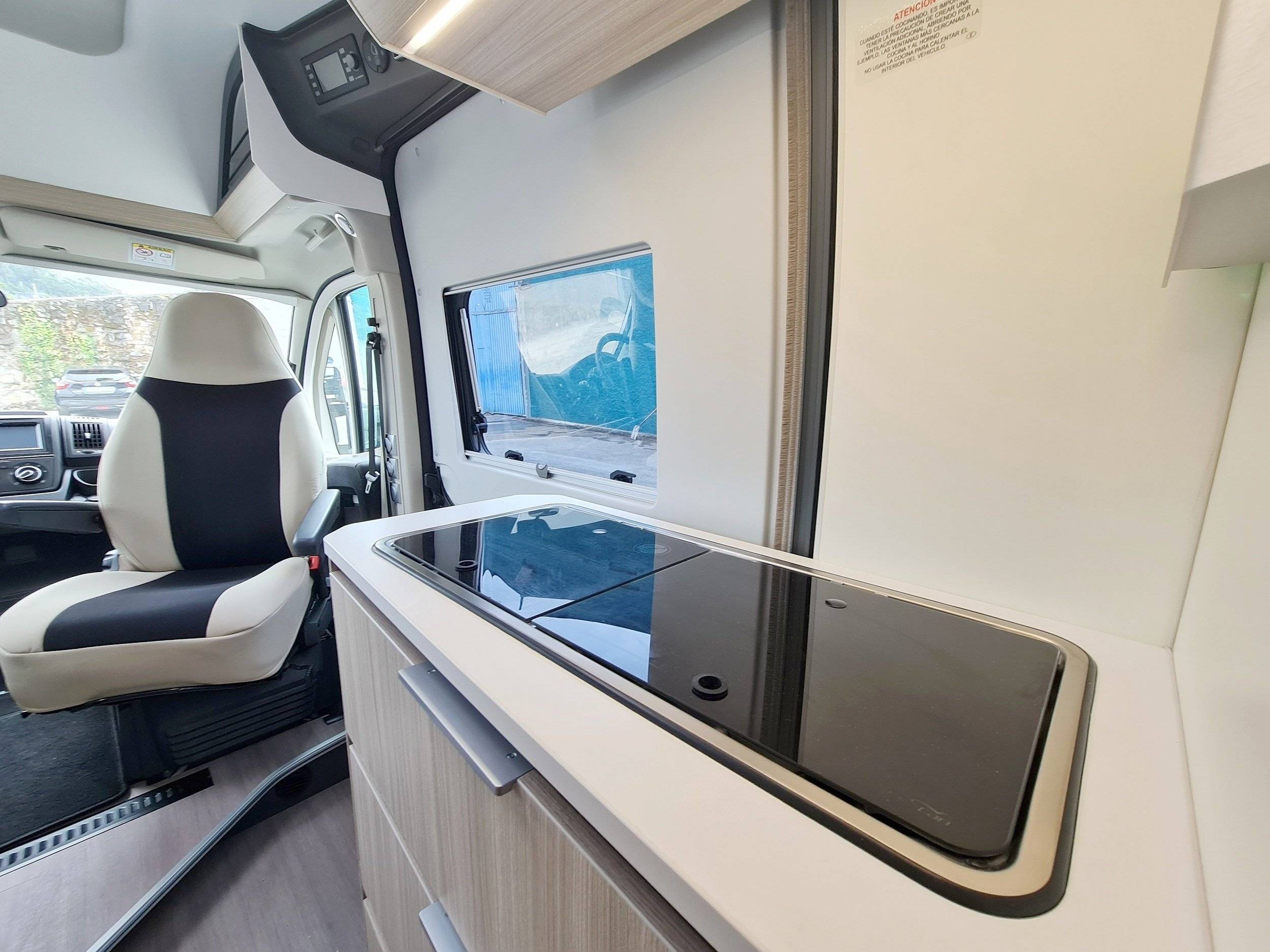 Adria adria twin axess 600 sp family