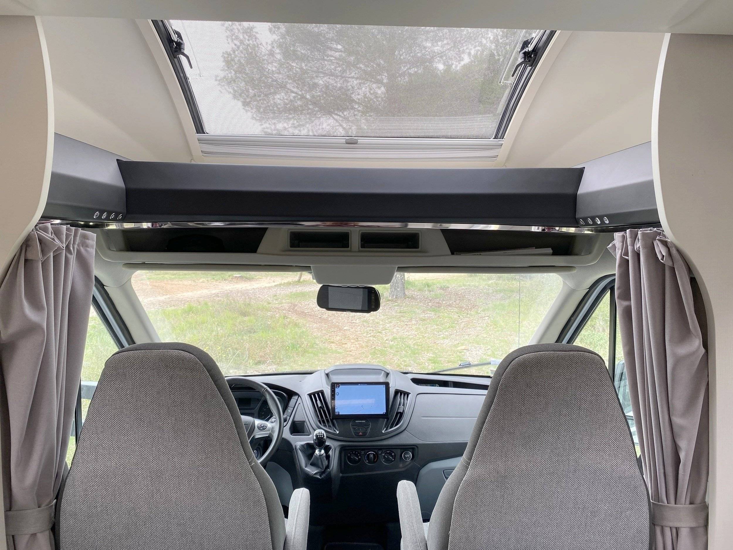 Challenger Challenger 380