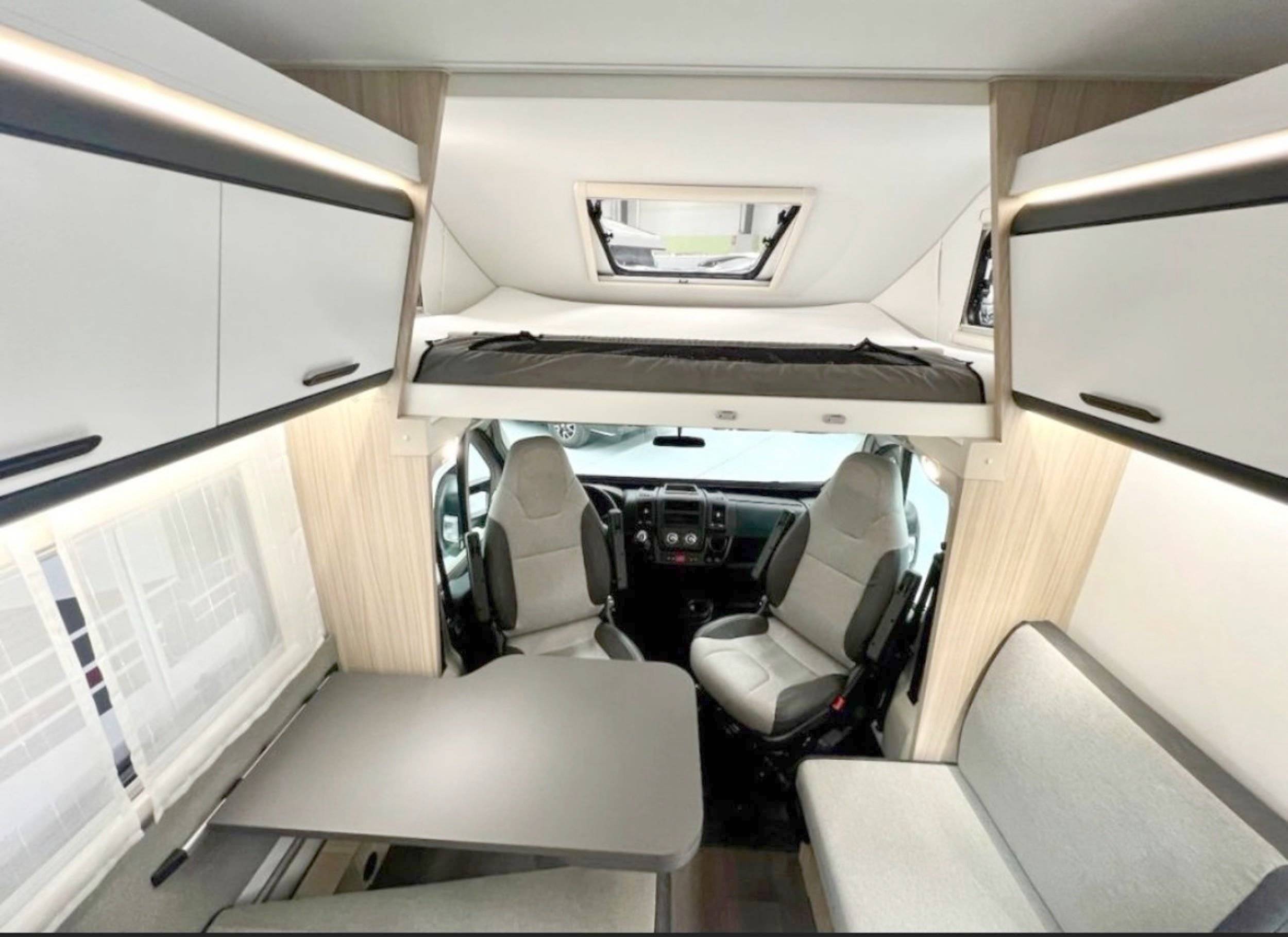 Schlafplätze Fiat DUCATO 2.3 140CV - Yescapa