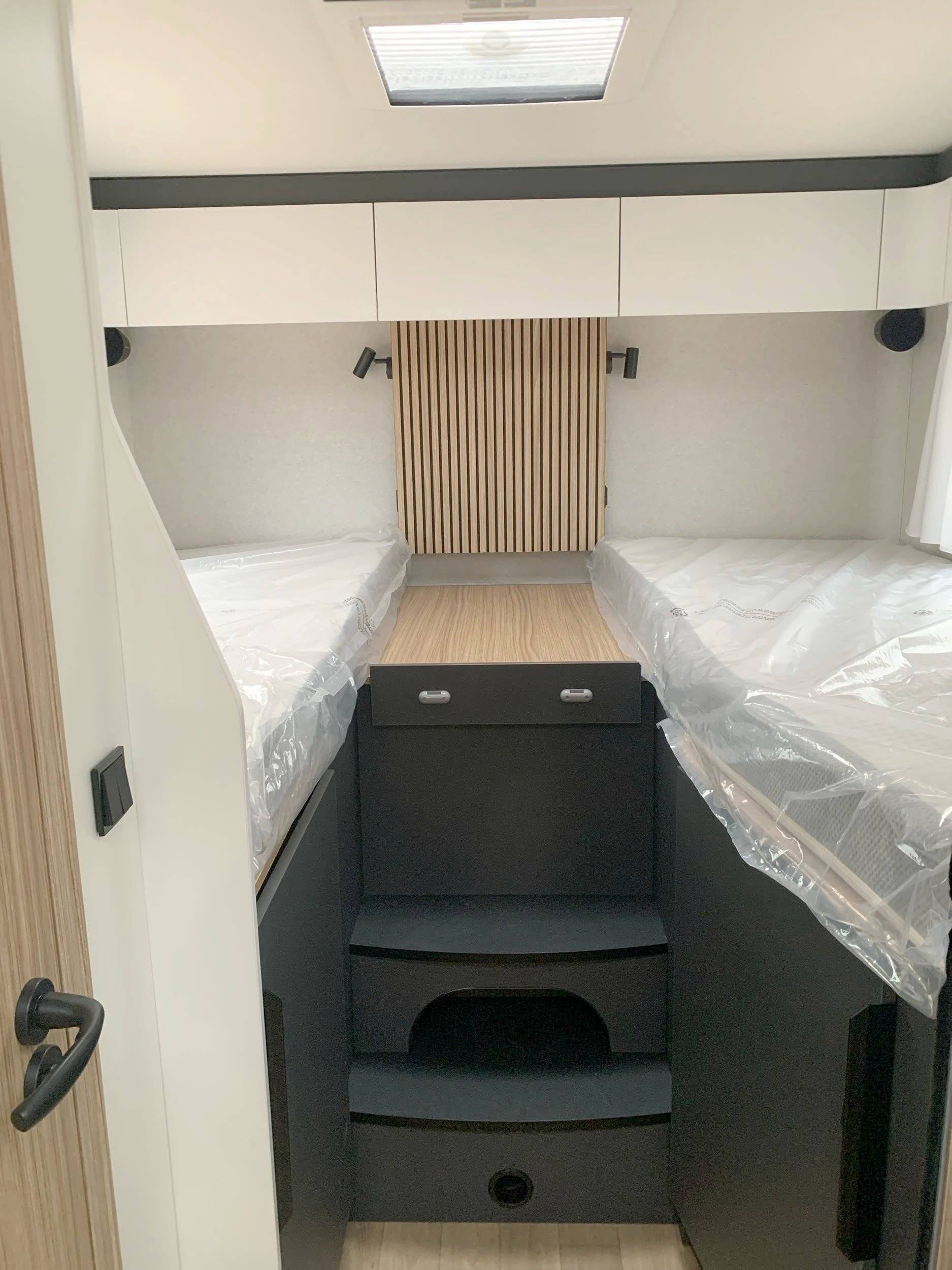 slaapplaatsen Fiat Ducato 2,2 140cv - Yescapa