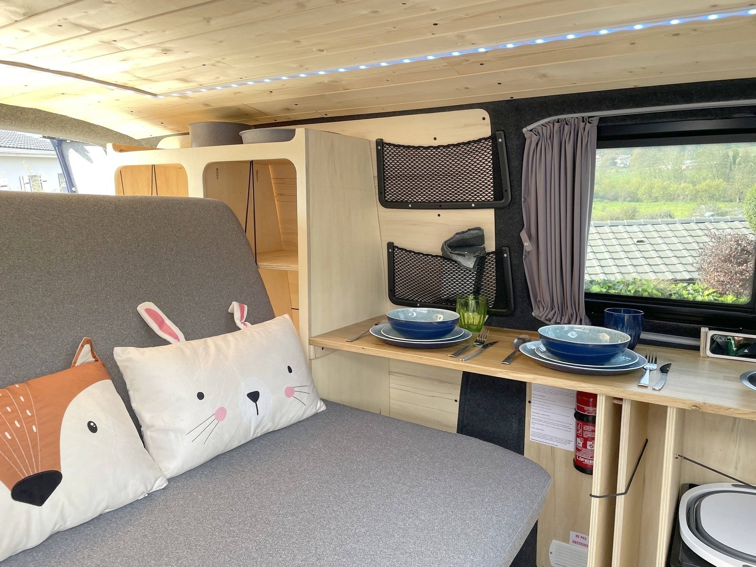 Volkswagen Transporter L2H1 2,0 l 140 ch