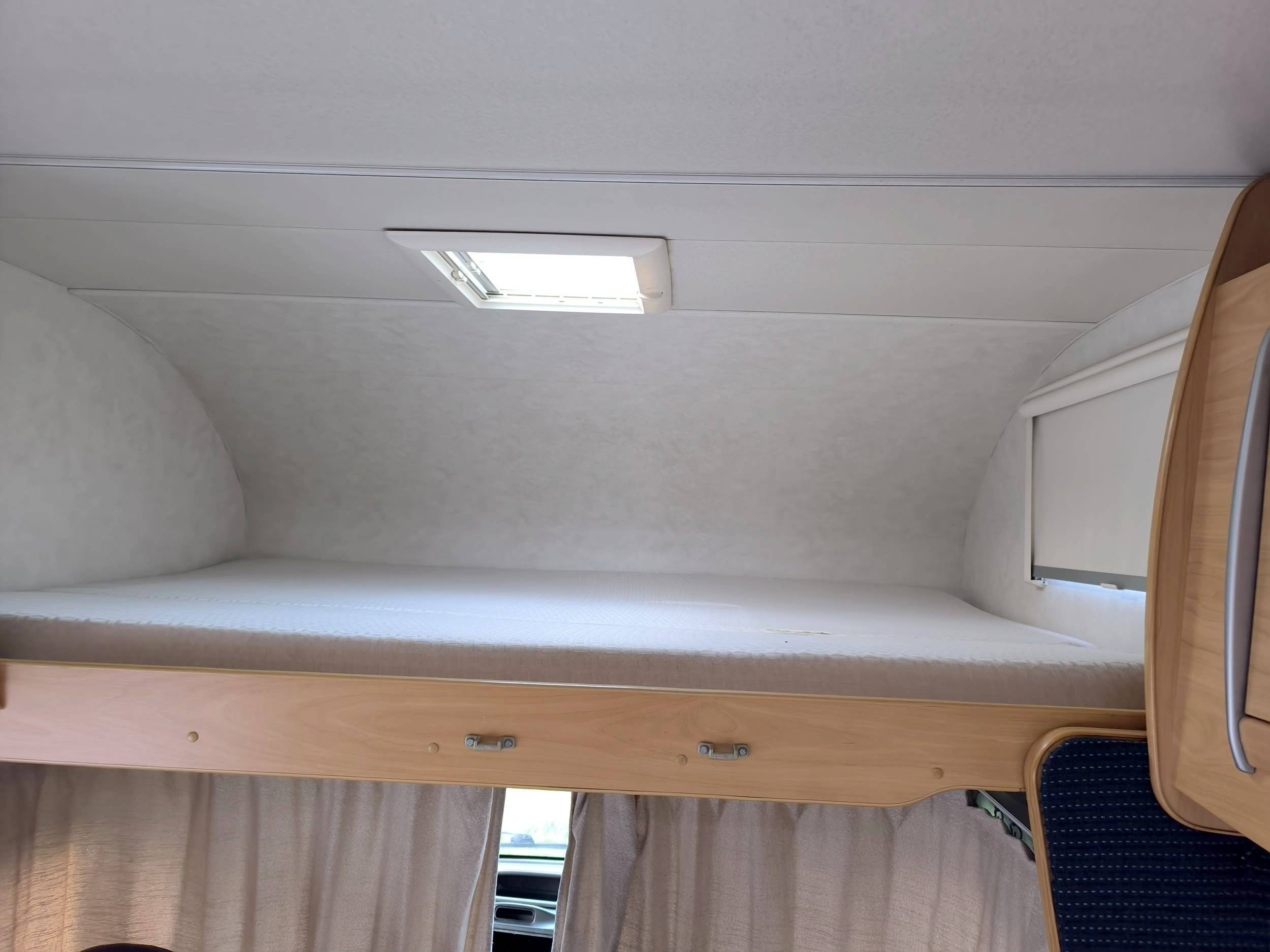 Berth Ford Transit 125 ch - Yescapa