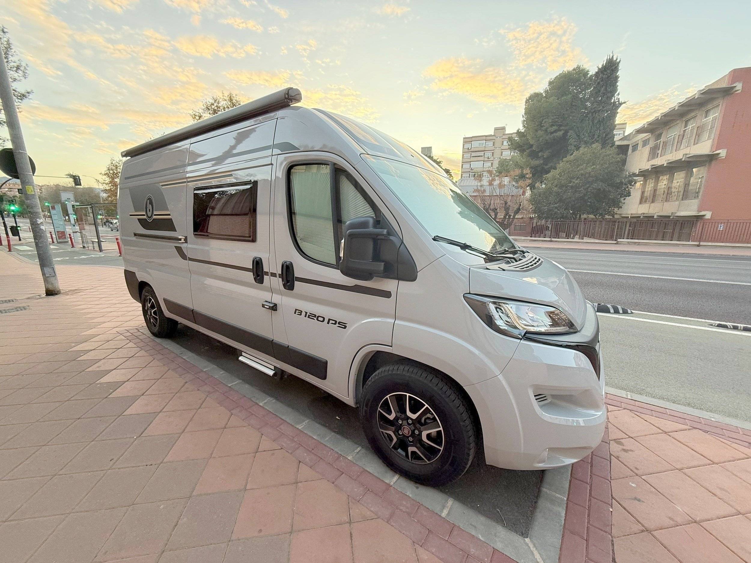 Benimar Benimar 120 up