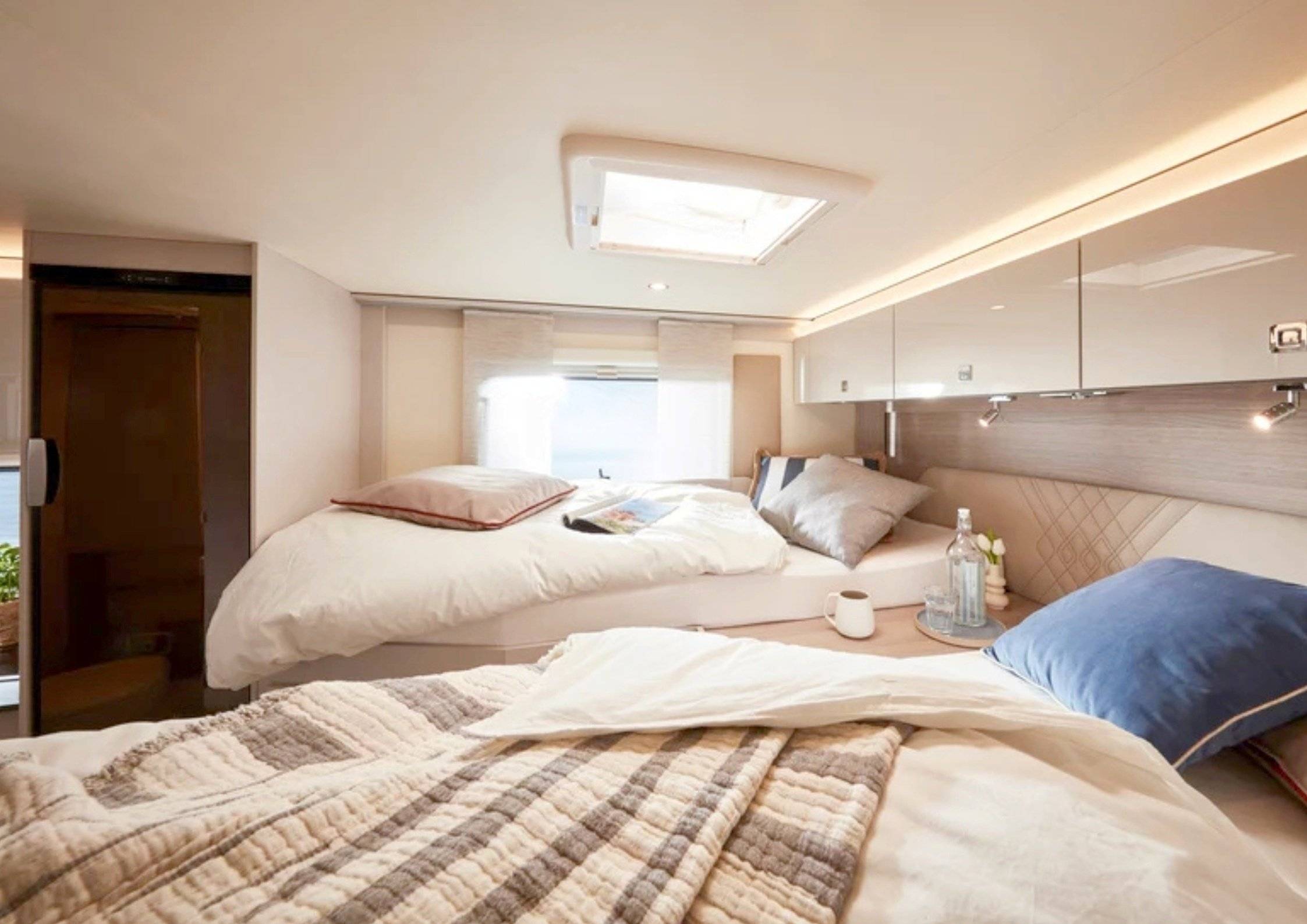 Bürstner Linéo T690