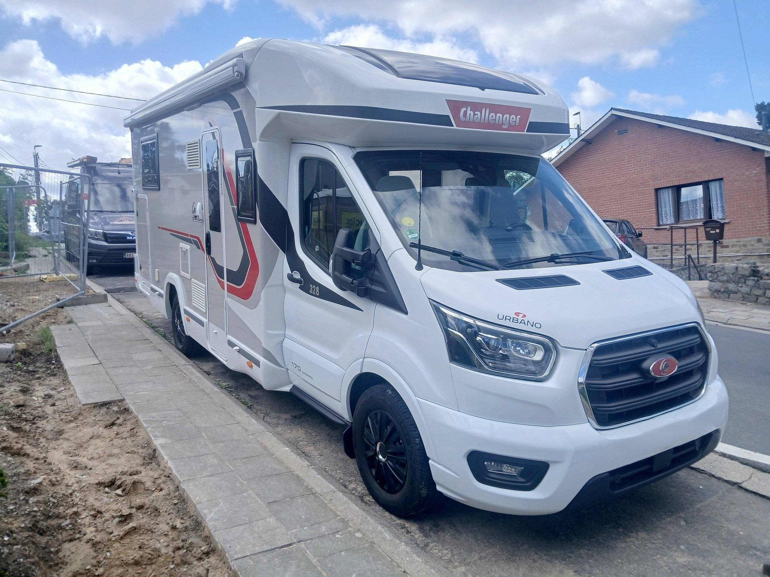 Dinette Ford 170cv automatique - Yescapa
