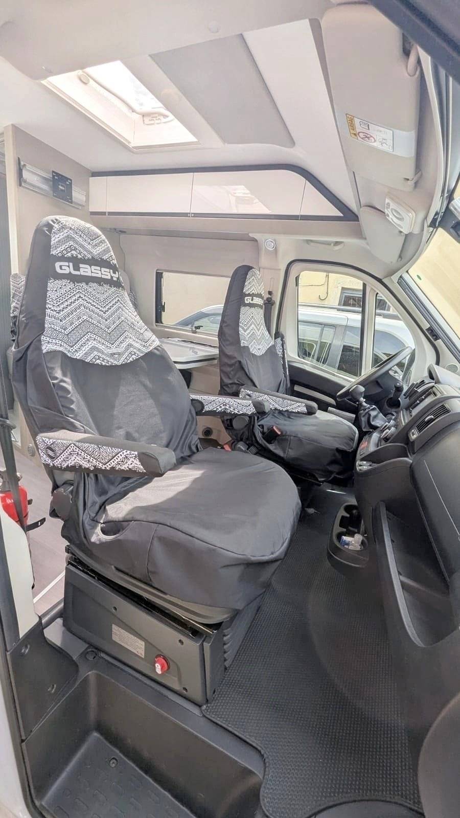 Adria Twin 600 SPB Family