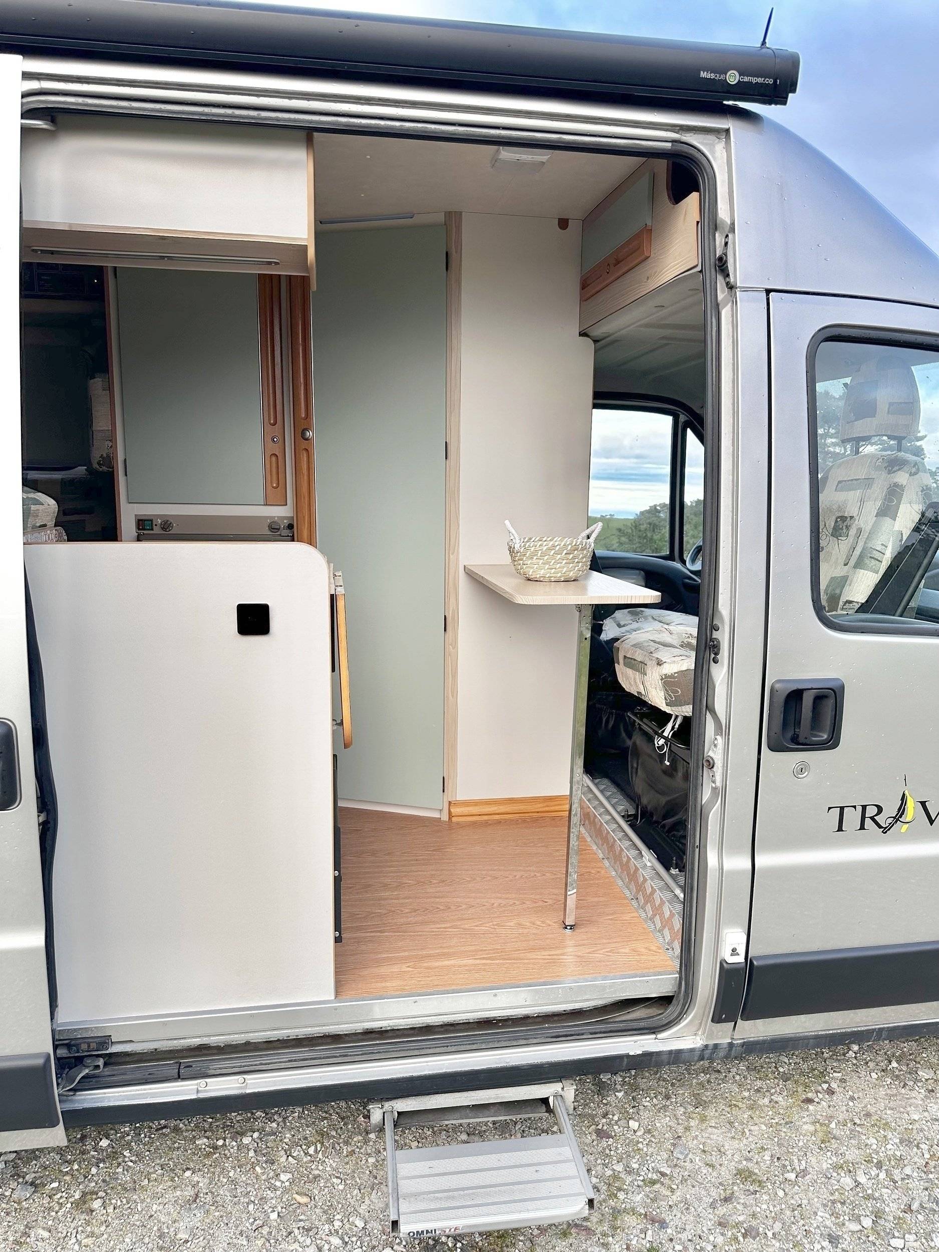 Eethoek Fiat 2.8 JTD 128 CV - Yescapa