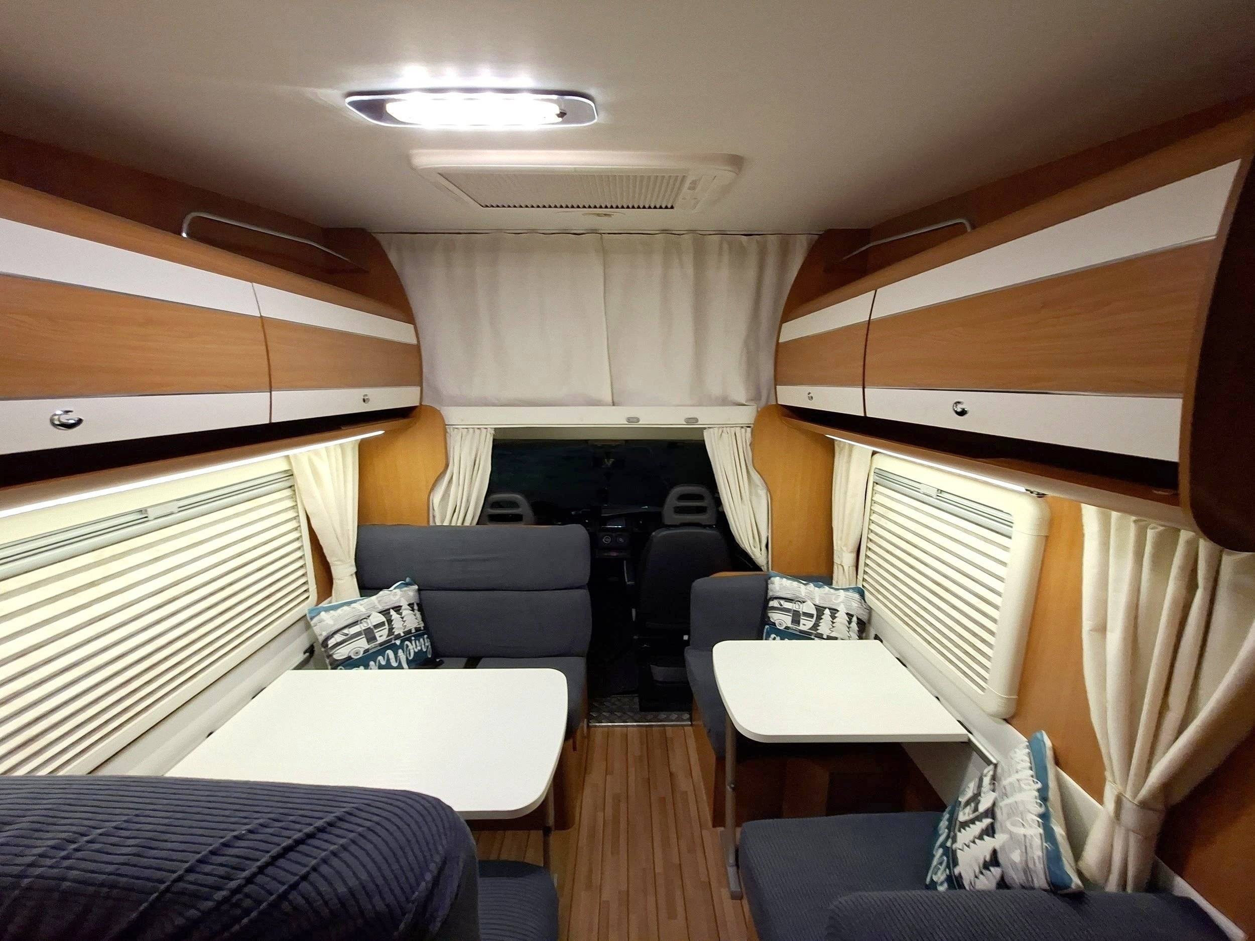 Menjador Citroën Citroën jumper - Yescapa